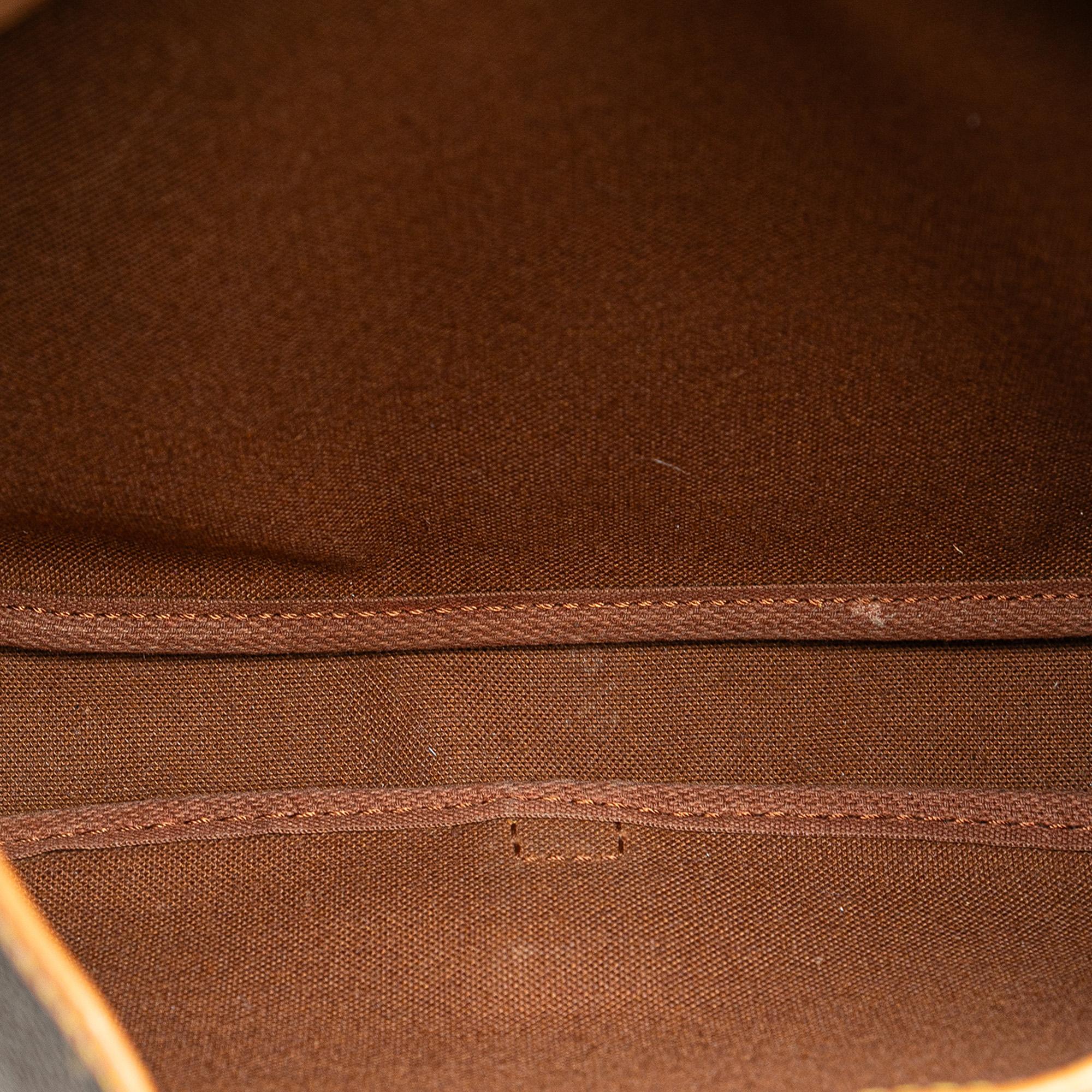 Louis Vuitton Monogram Saumur 30