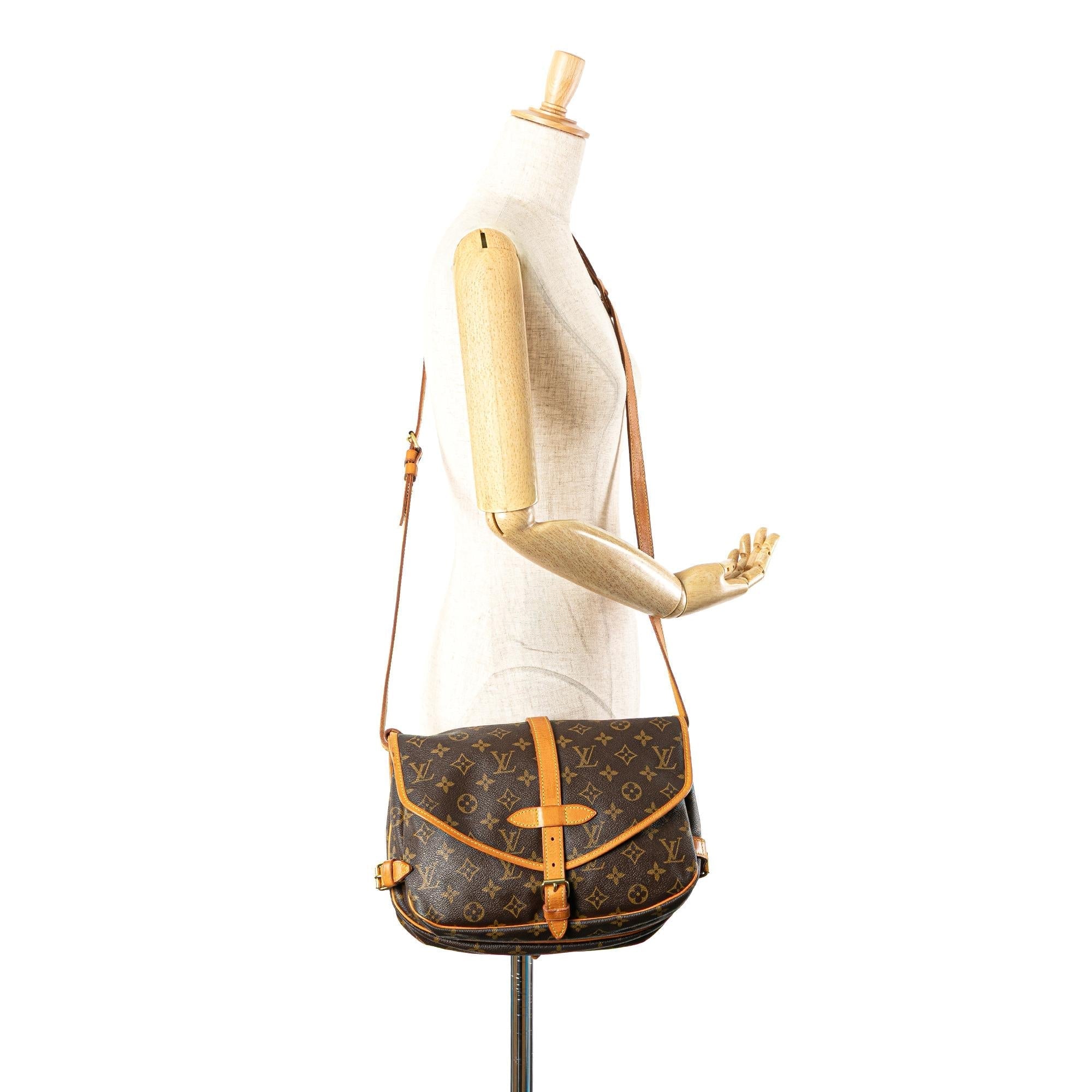 Louis Vuitton Monogram Saumur 30