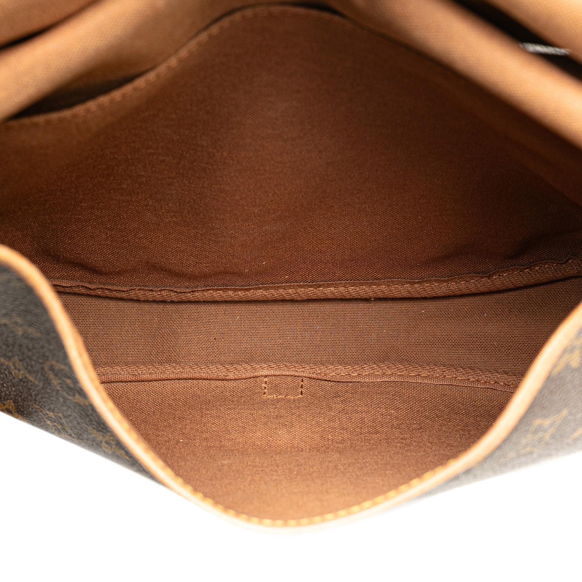 Louis Vuitton Monogram Saumur 30