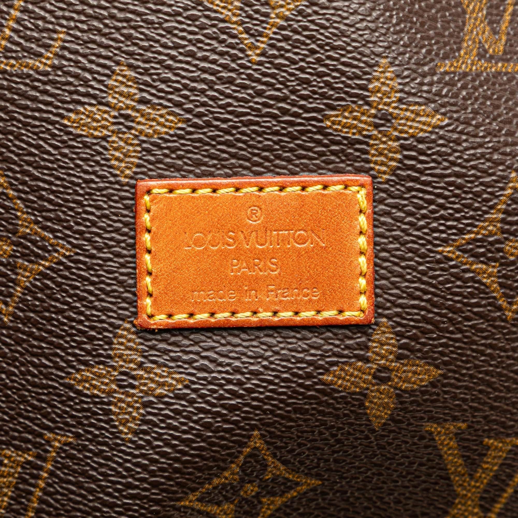 Louis Vuitton Monogram Saumur 30