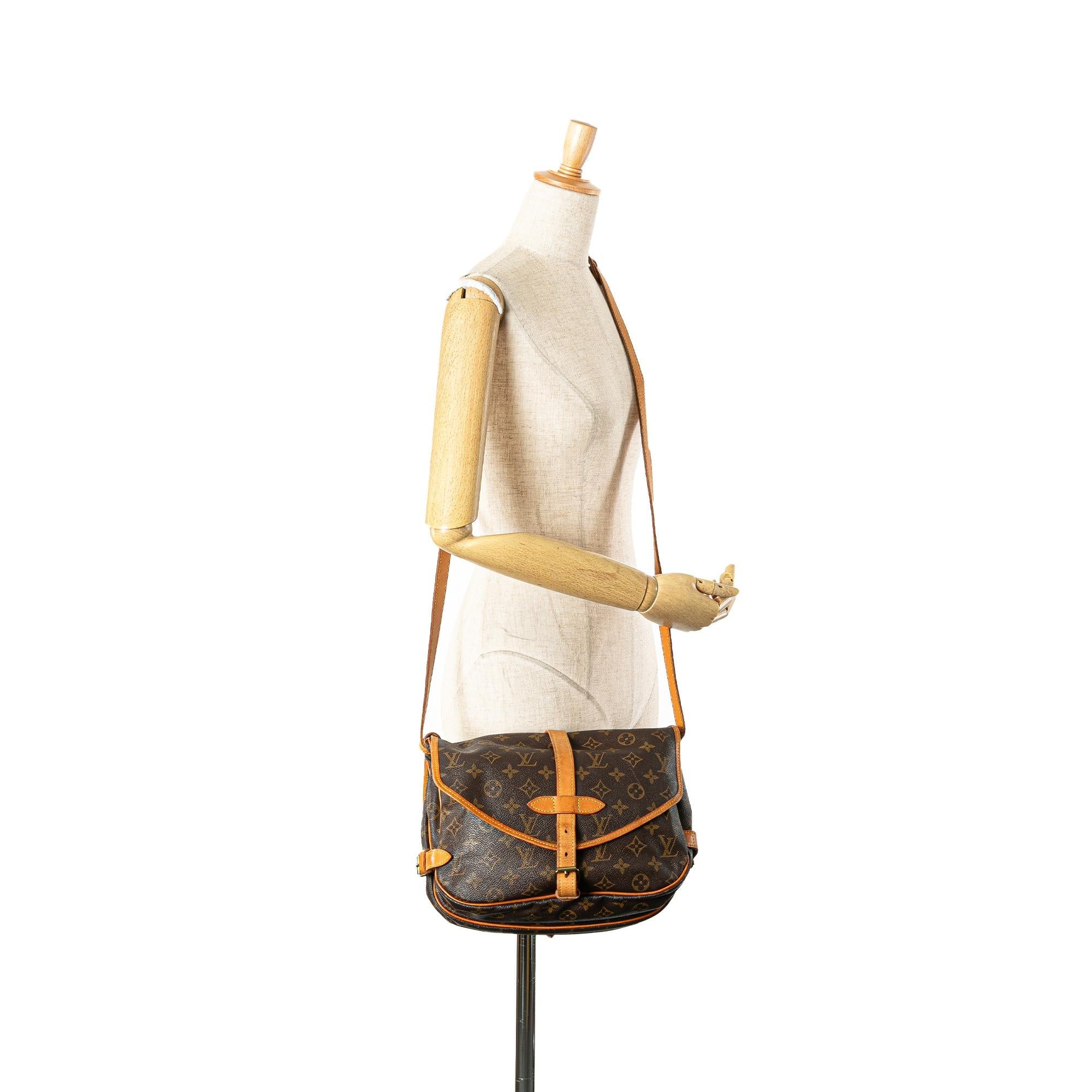 Louis Vuitton Monogram Saumur 30