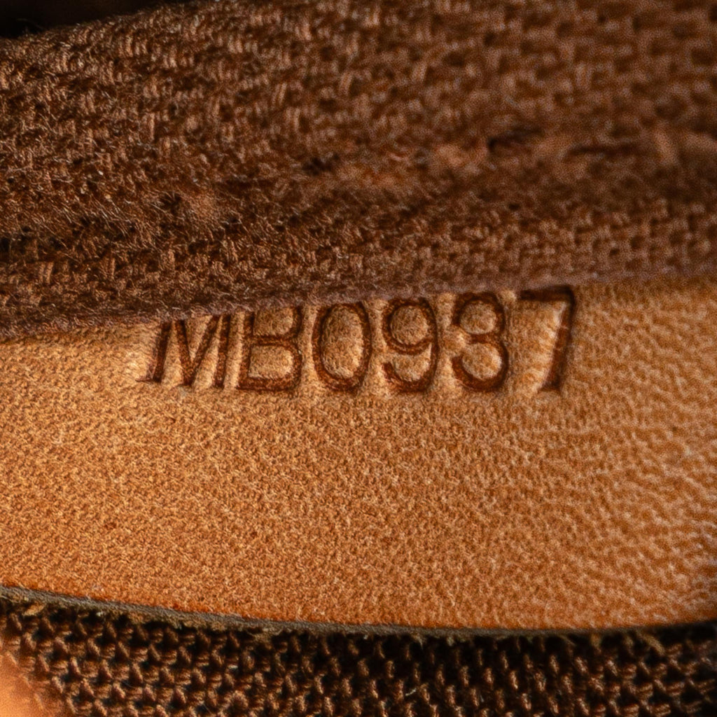 Louis Vuitton Monogram Saumur 30