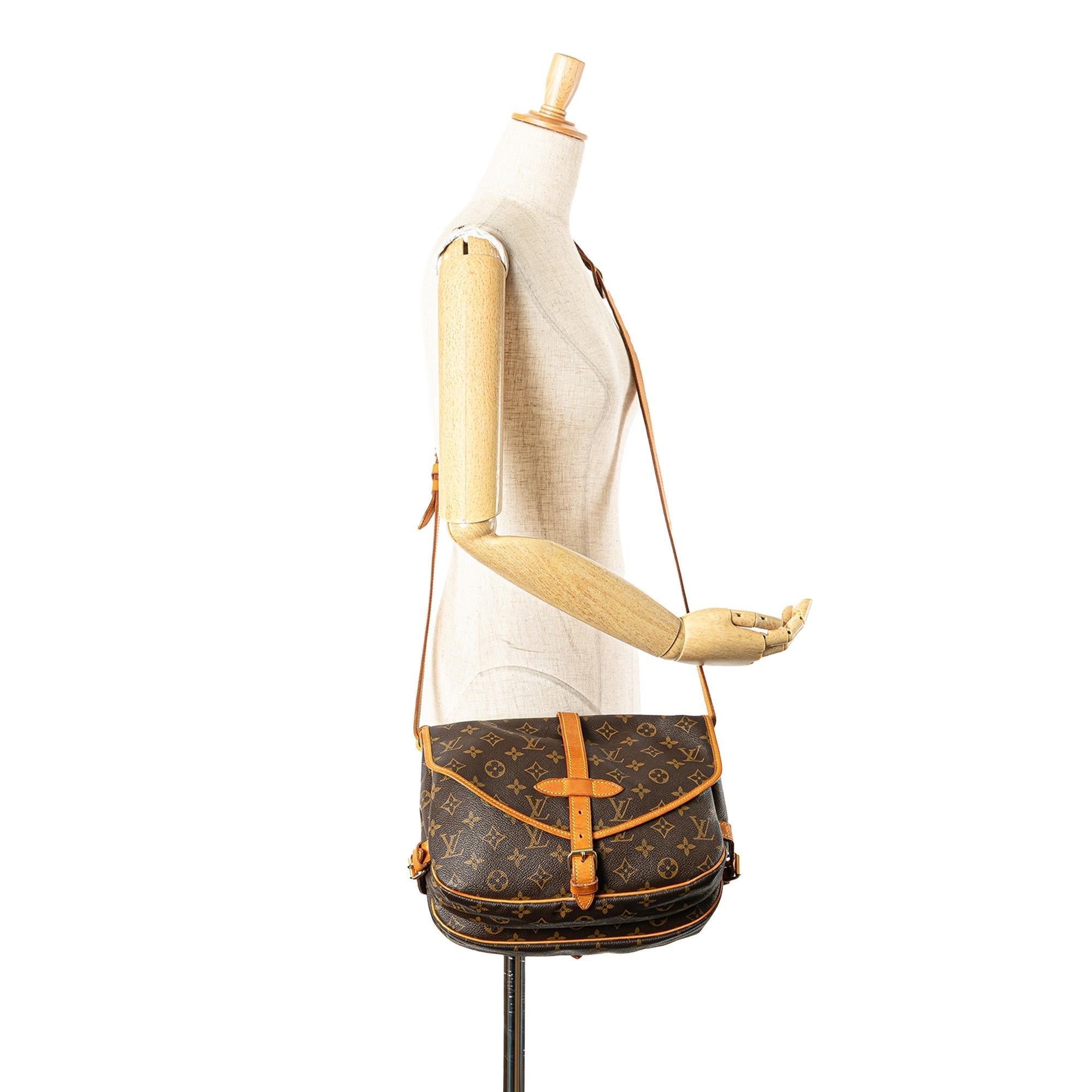 Louis Vuitton Monogram Saumur 30