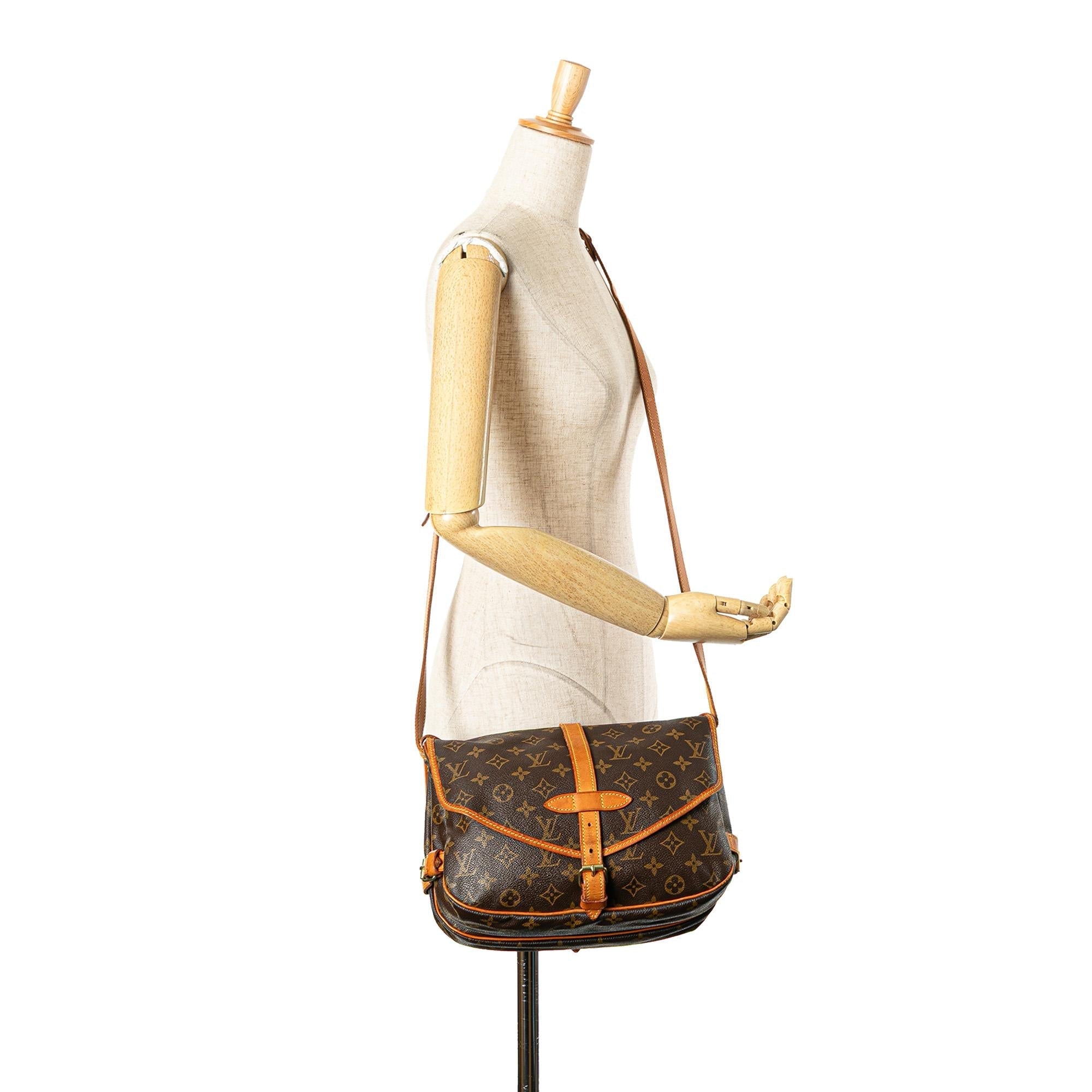 Louis Vuitton Monogram Saumur 30