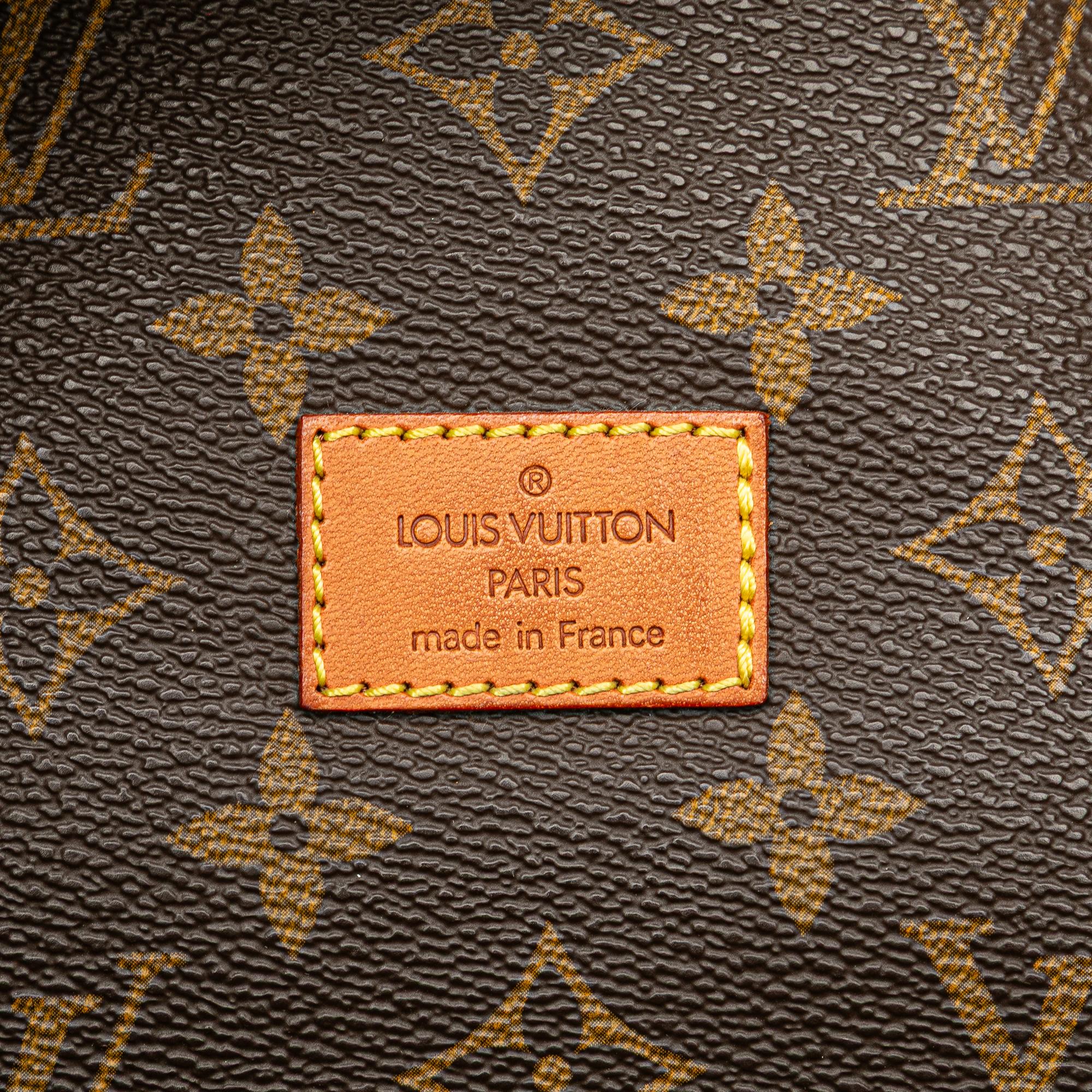 Louis Vuitton Monogram Saumur 30