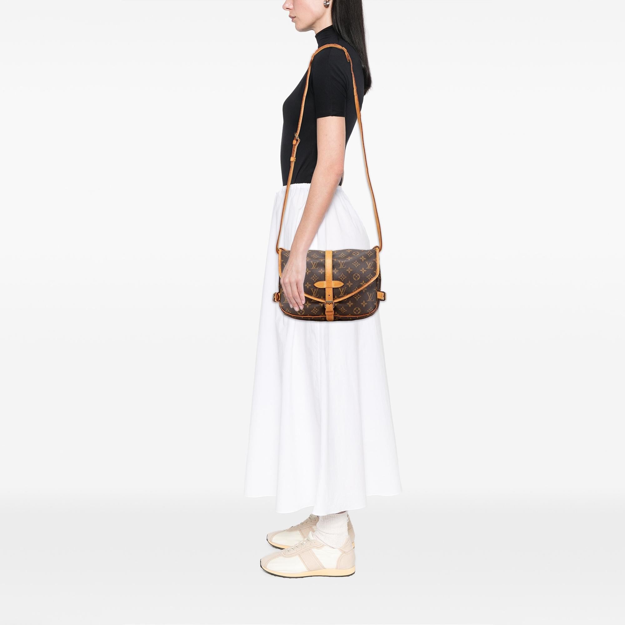 Louis Vuitton Monogram Saumur 30