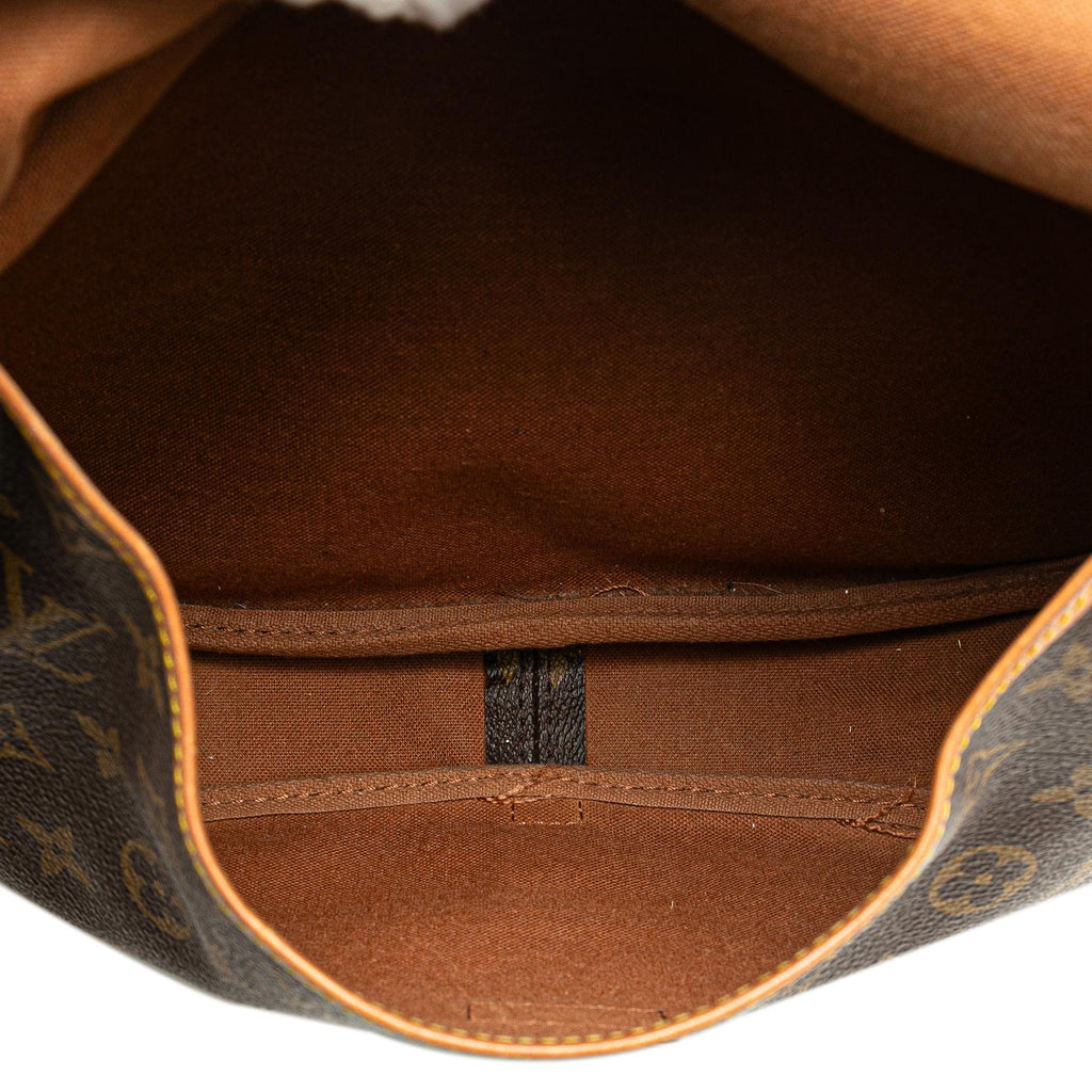Louis Vuitton Monogram Saumur 30