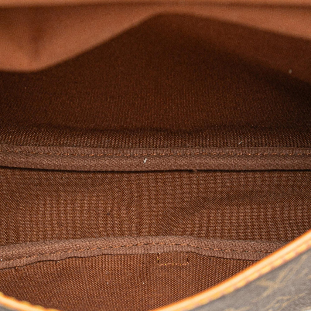 Louis Vuitton Monogram Saumur 30