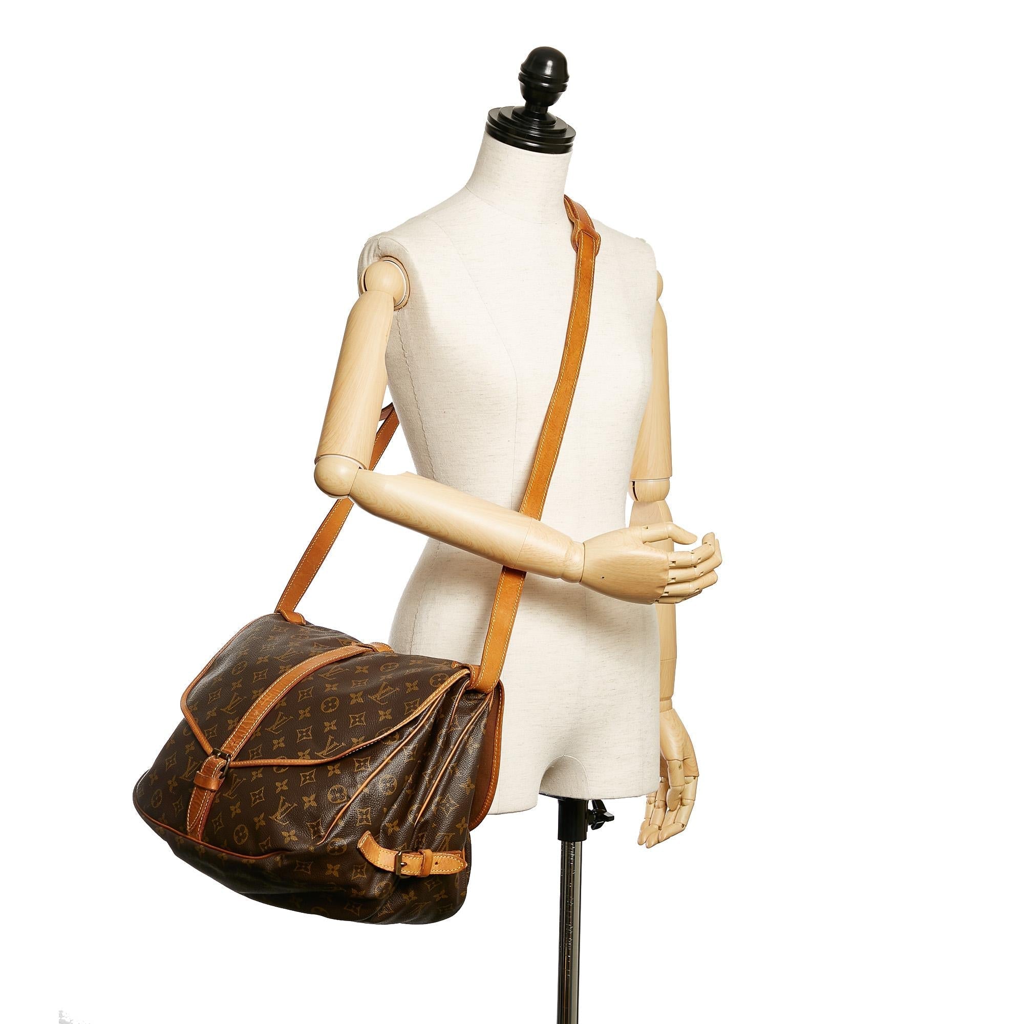 Louis Vuitton Monogram Saumur 35 (SHG-29910)