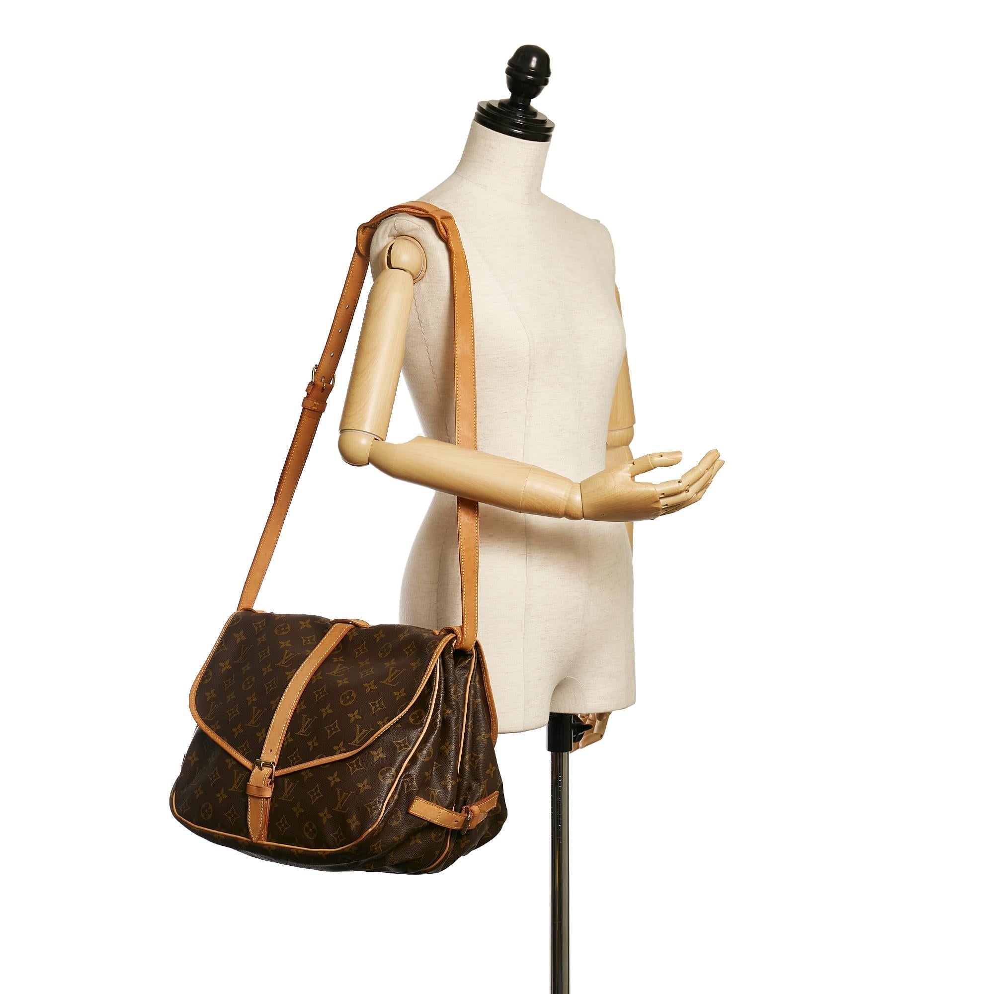 Louis Vuitton Monogram Saumur 35 (SHG-34374)