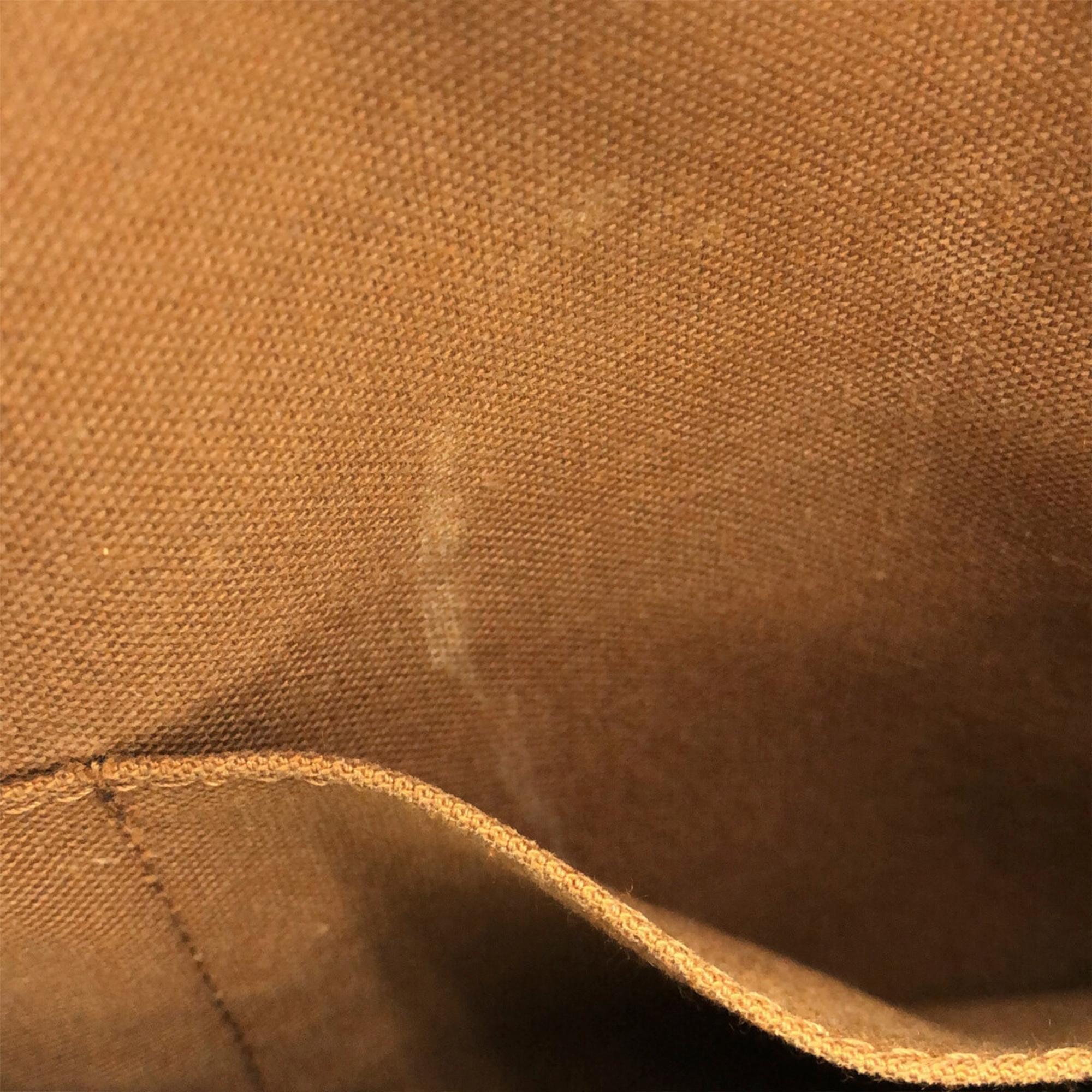 Louis Vuitton Monogram Saumur 35 (SHG-gu64rO)