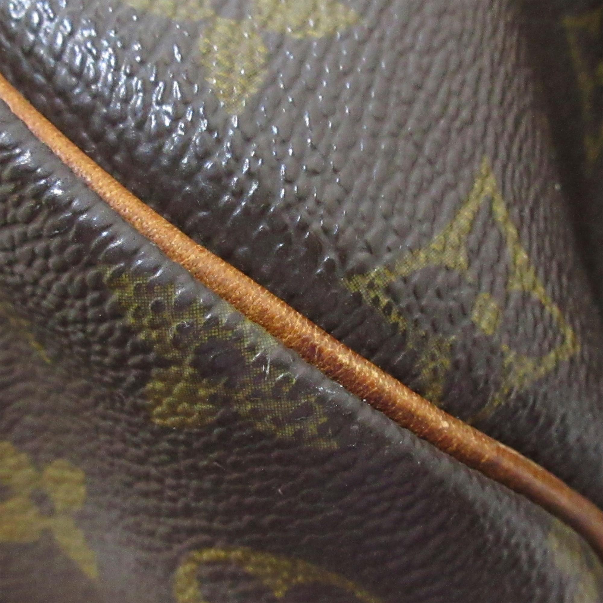 Louis Vuitton Monogram Saumur 35 (SHG-I5rIuc)