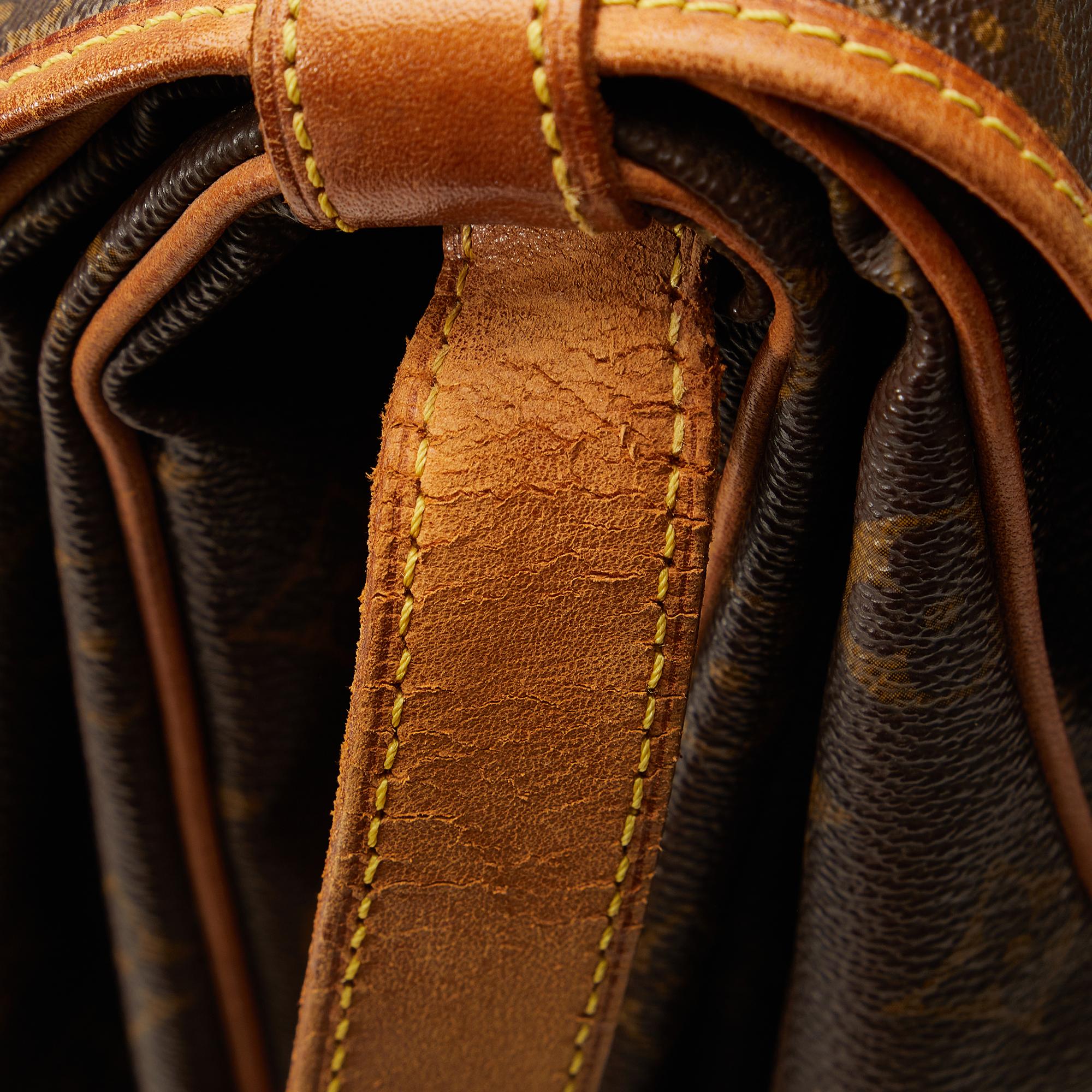 Louis Vuitton Monogram Saumur 35 (SHG-DXtvnY)