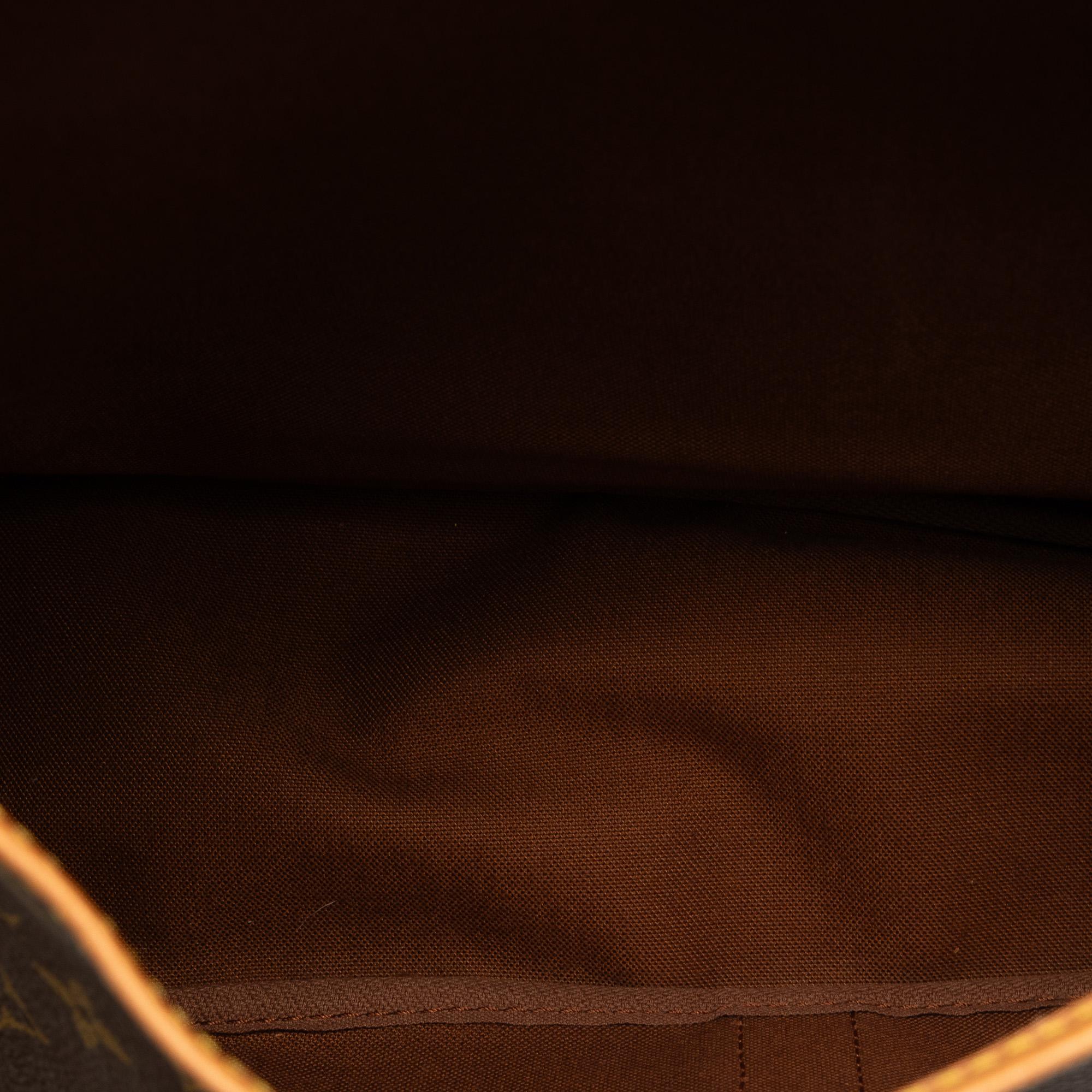 Louis Vuitton Monogram Saumur 35 (SHG-jYXZz6)