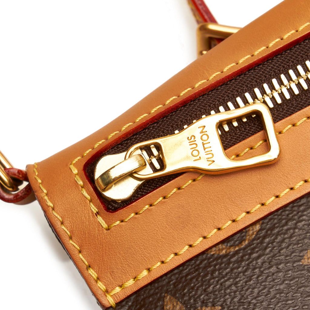 Louis Vuitton Monogram Saumur Messenger PM (SHG-9DQUr6)