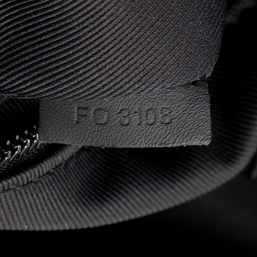 Louis Vuitton Monogram Shadow Discovery Backpack (SHF-f64Uph)