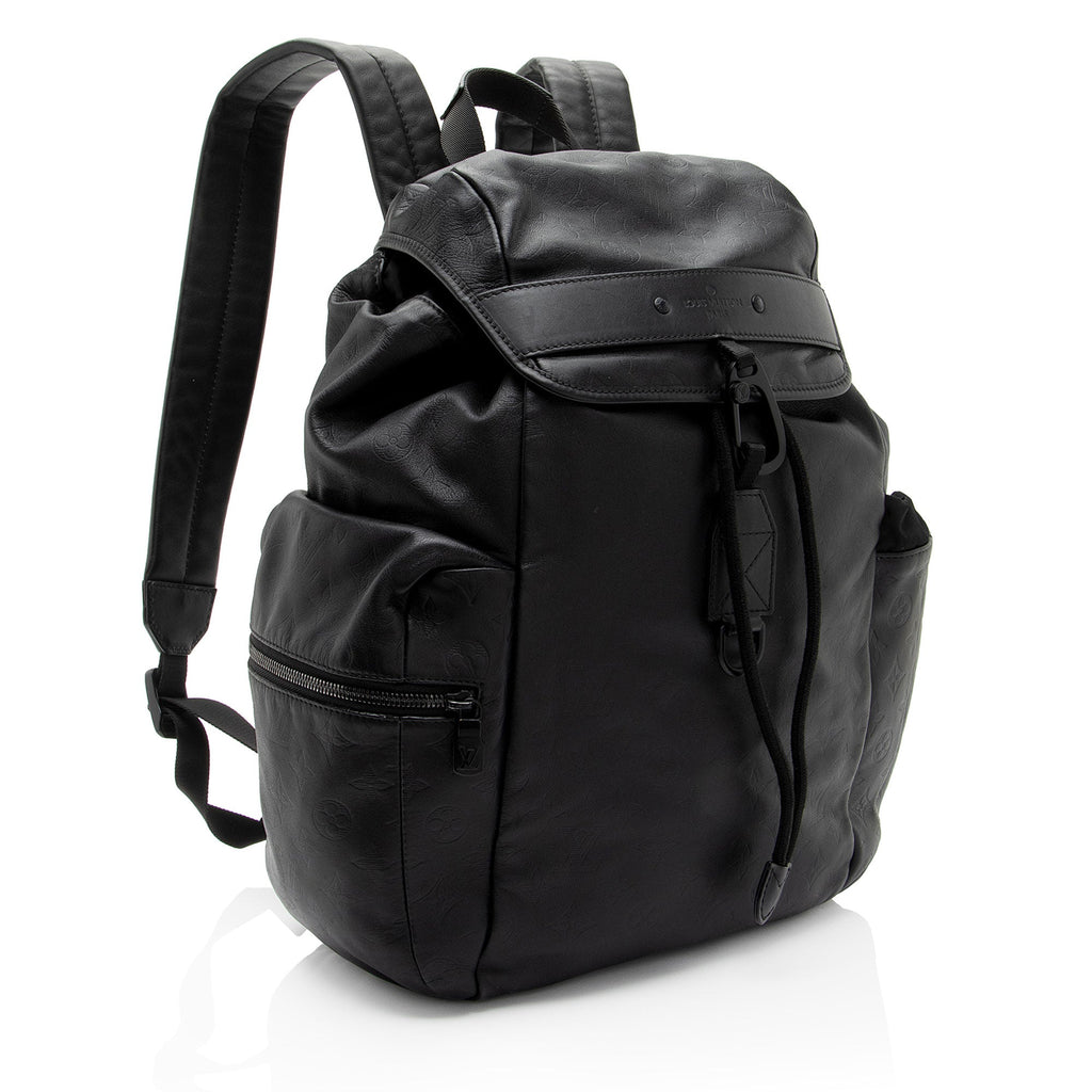 Louis Vuitton Monogram Shadow Discovery Backpack (SHF-f64Uph)