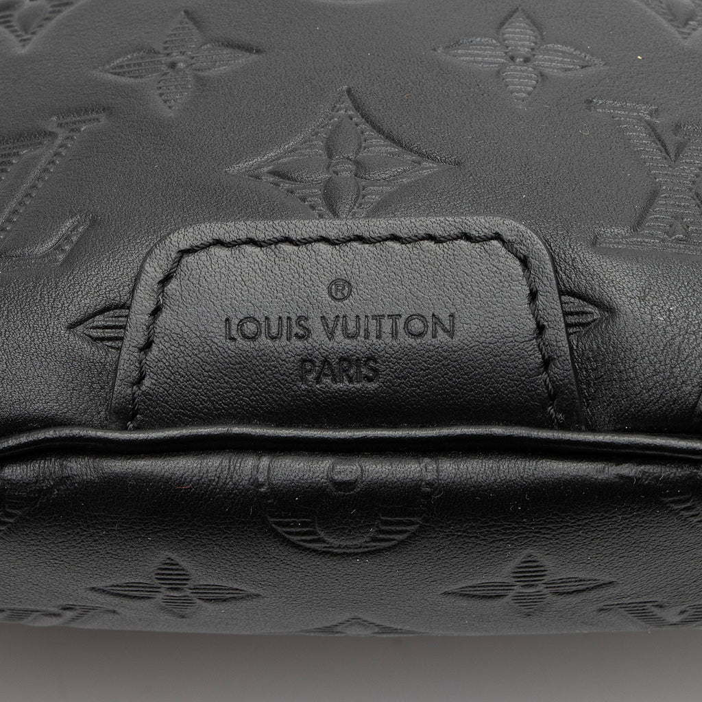 Louis Vuitton Monogram Shadow Discovery Bumbag