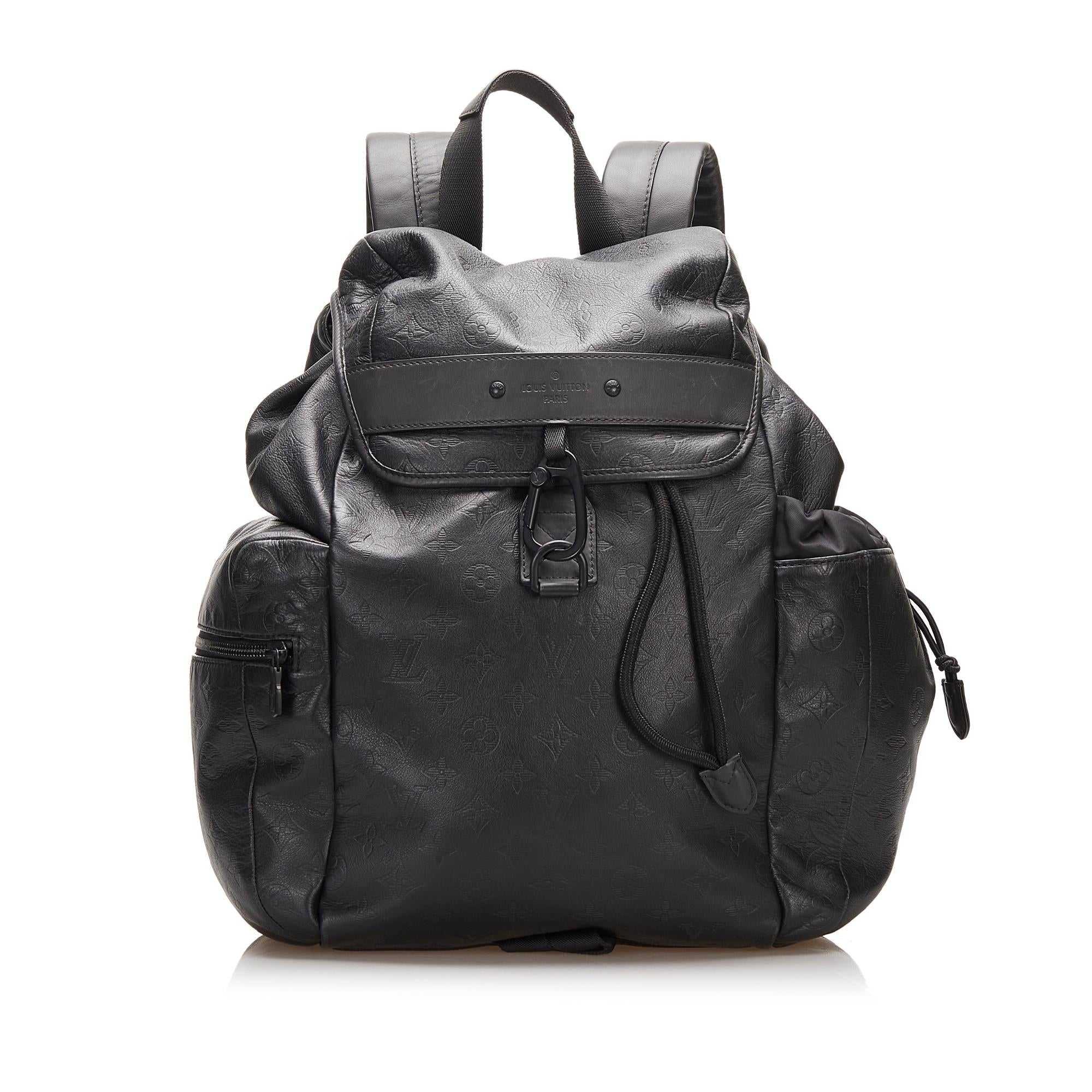 Louis Vuitton Monogram Shadow Discovery (SHG-P9Uz0c)