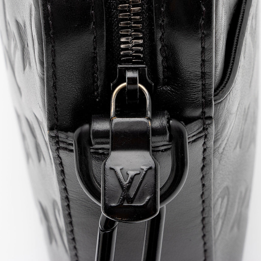 Louis Vuitton Monogram Shadow Duo Messenger Bag (SHF-TqrVc2)