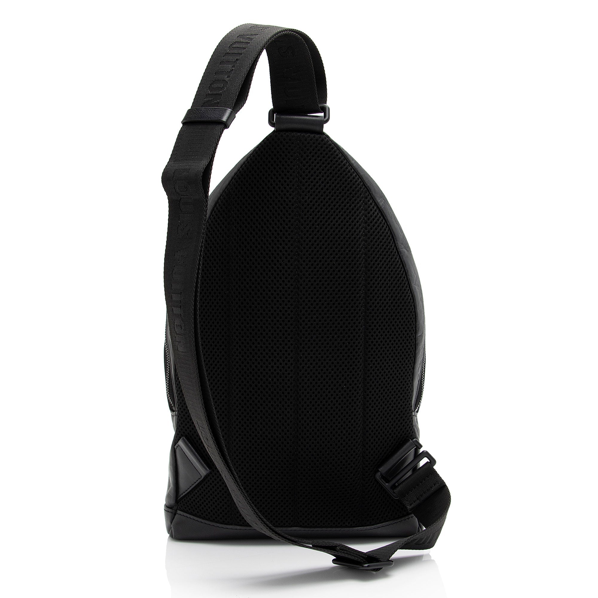 Louis Vuitton Monogram Shadow Racer Sling Bag (SHF-jfYZX4)