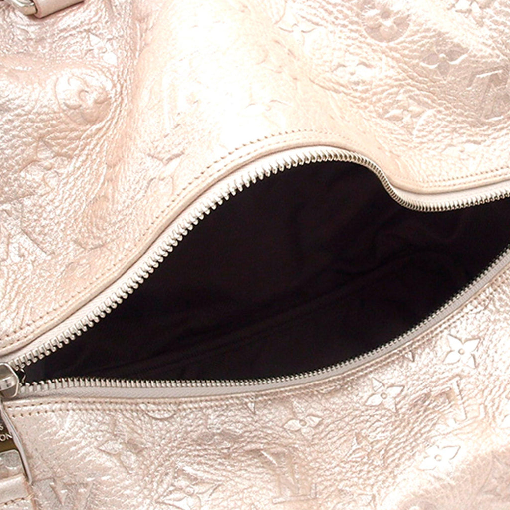 Louis Vuitton Monogram Shimmer Comete Bag (SHG-VkvYCB)