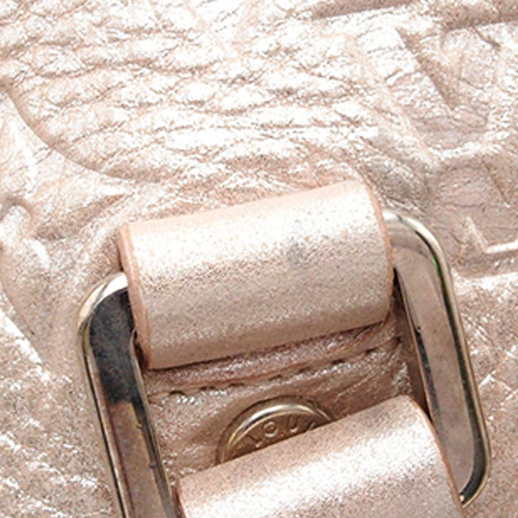 Louis Vuitton Monogram Shimmer Comete Bag (SHG-VkvYCB)