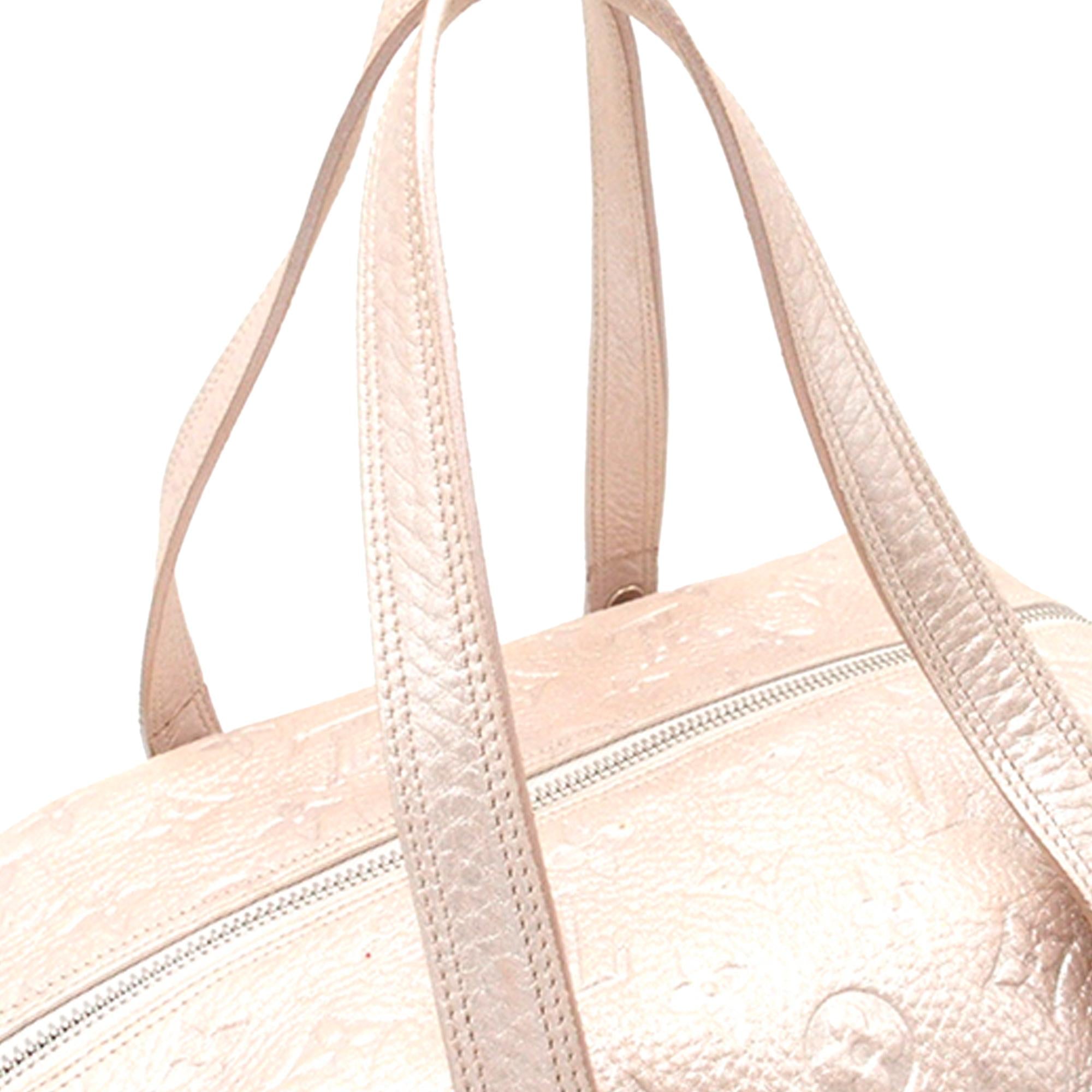 Louis Vuitton Monogram Shimmer Comete Bag (SHG-VkvYCB)