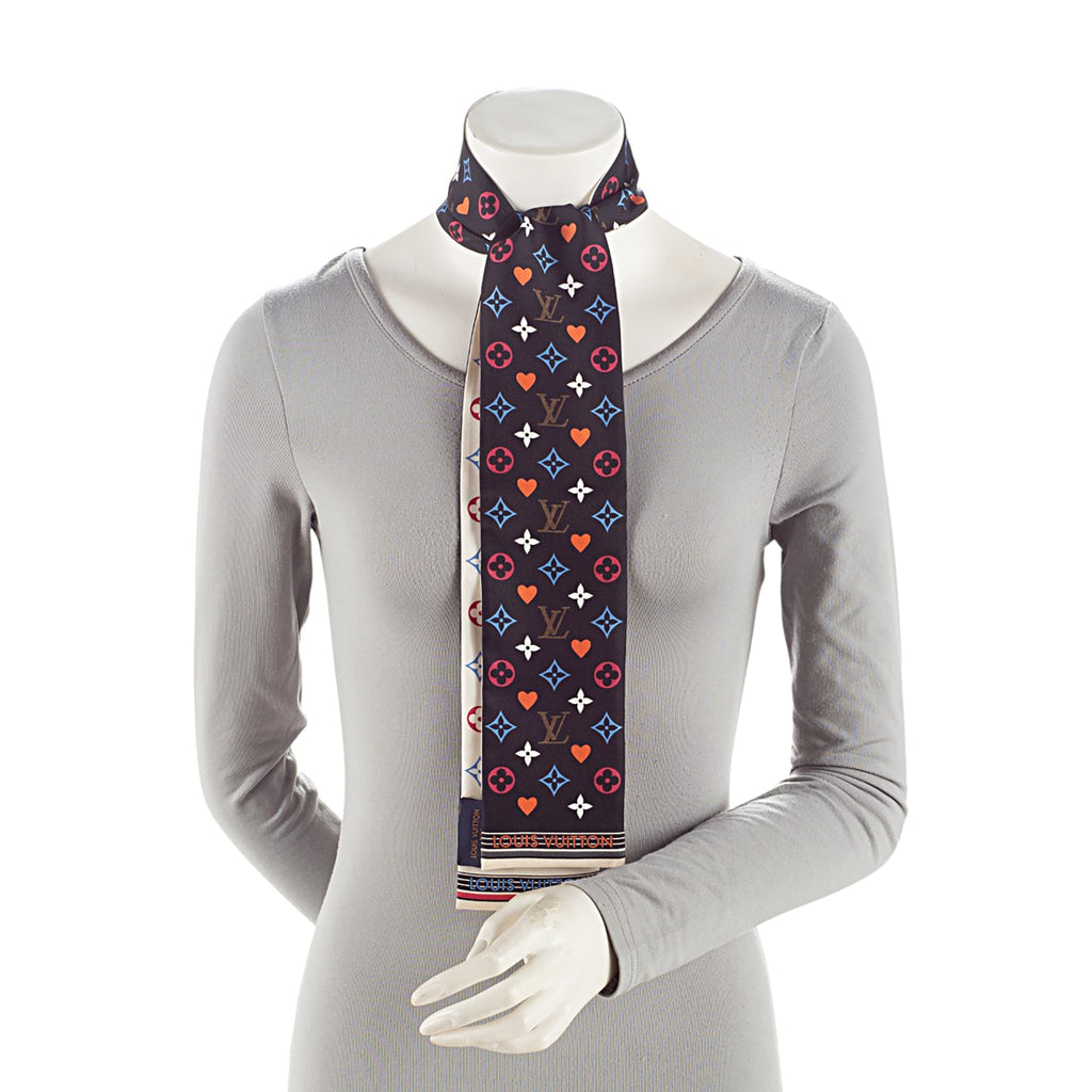 Louis Vuitton Silke Monogram Game On Bandeau Scarf