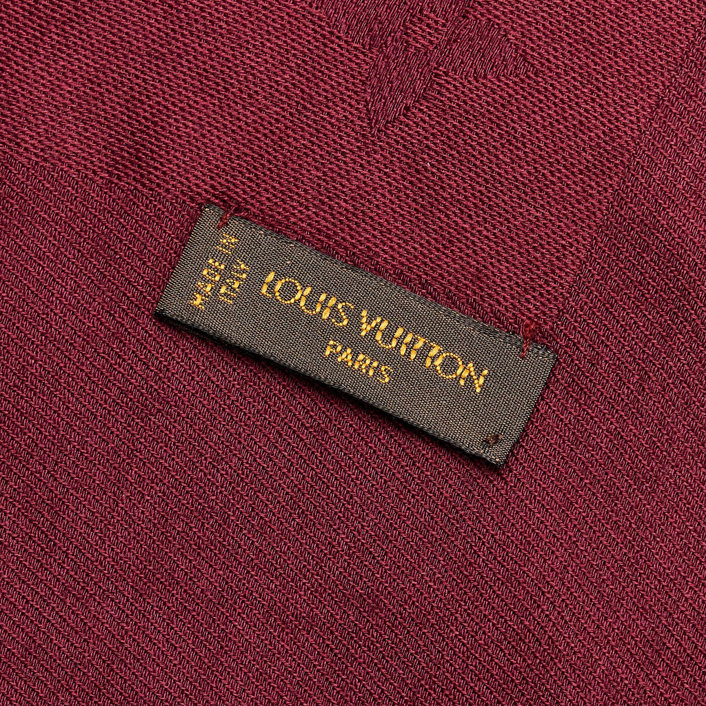 Louis Vuitton Monogram Silk Scarf (SHG-31203)