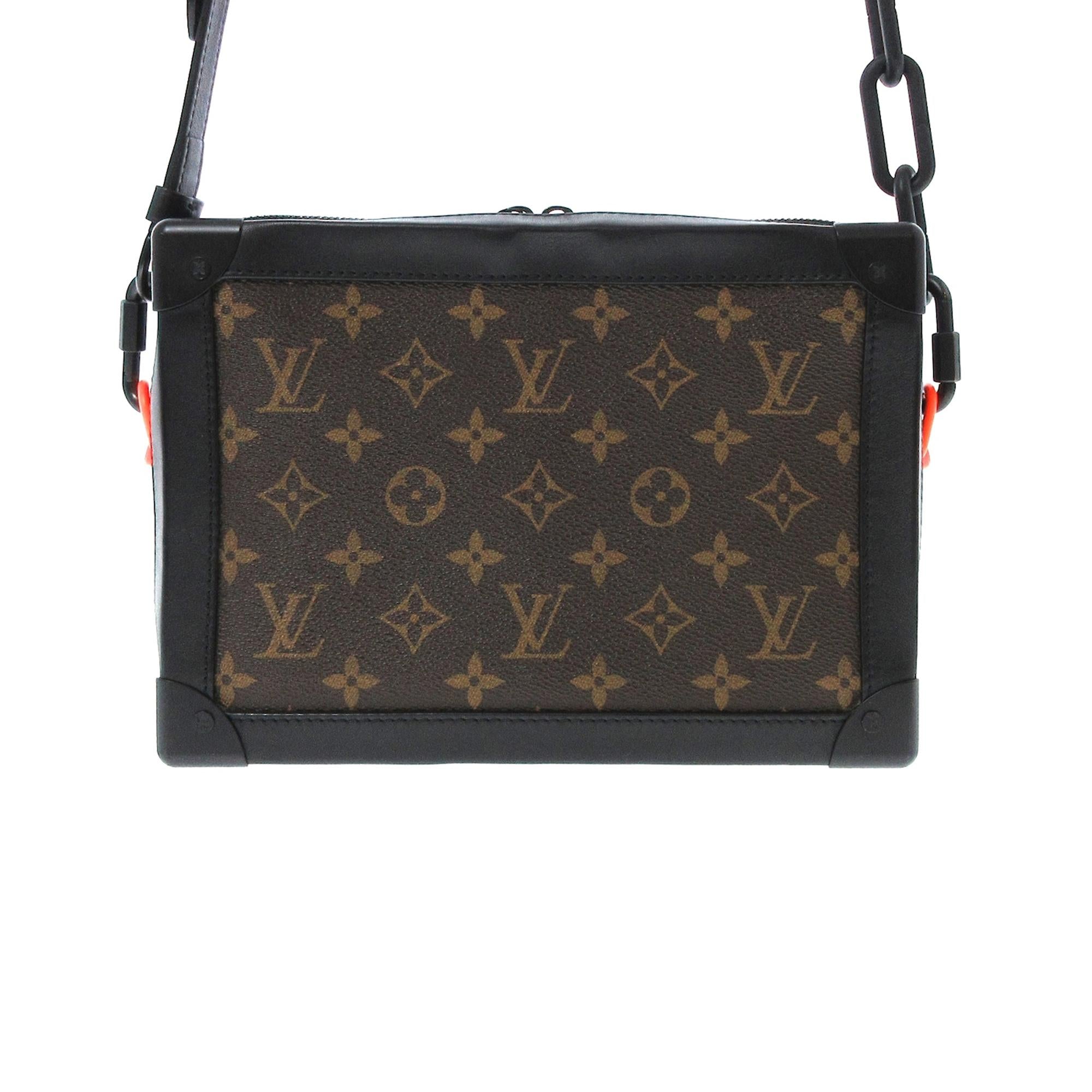 Louis Vuitton Monogram Solar Ray Soft Trunk (SHG-SzJGQv)