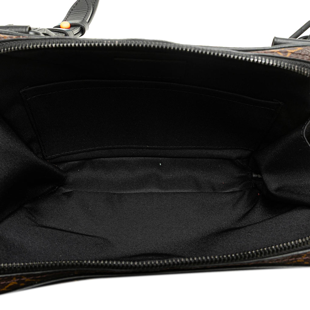 Louis Vuitton Monogram Solar Ray Utility Front Bag