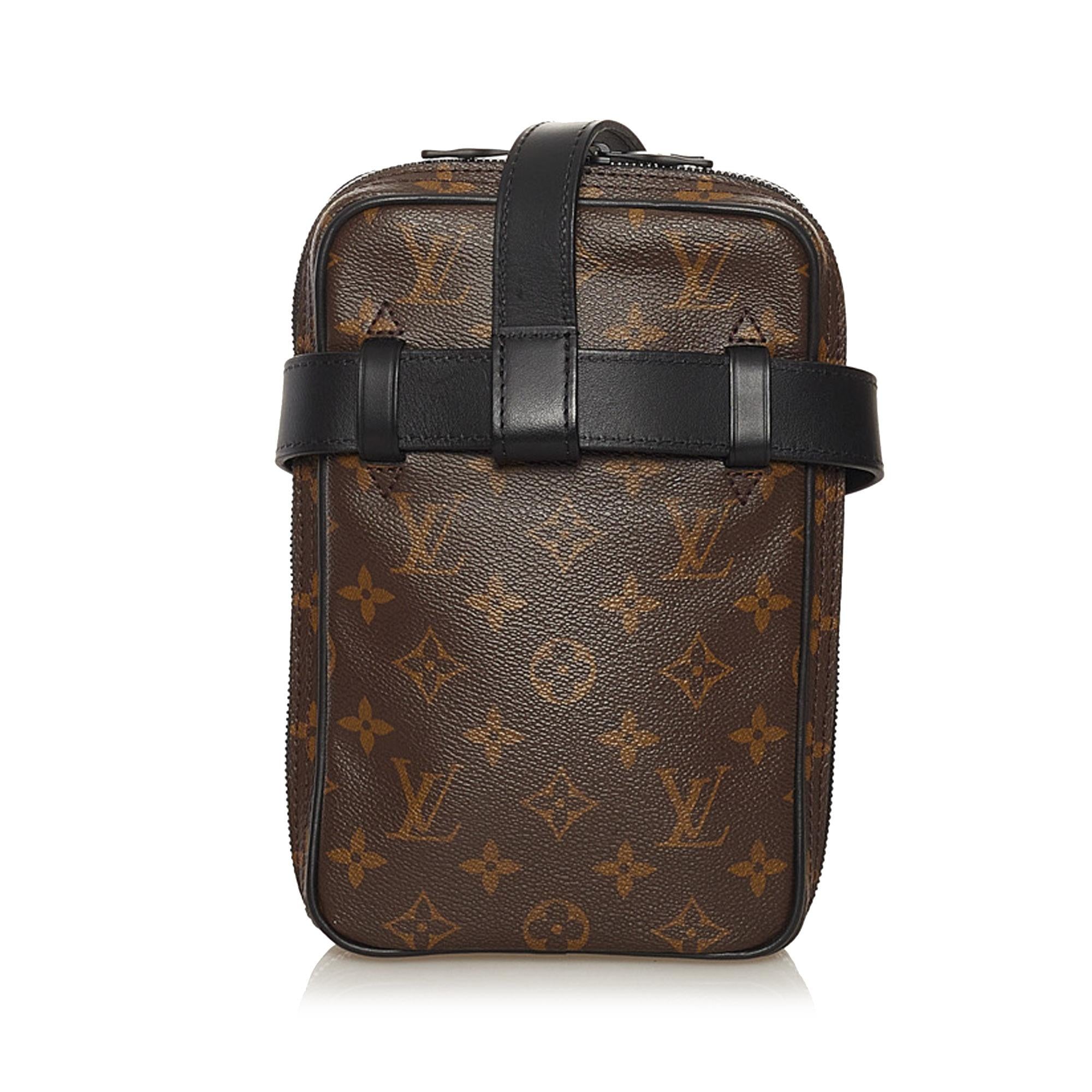 Louis Vuitton Monogram Solar Ray Utility Side Bag (SHG-36556)