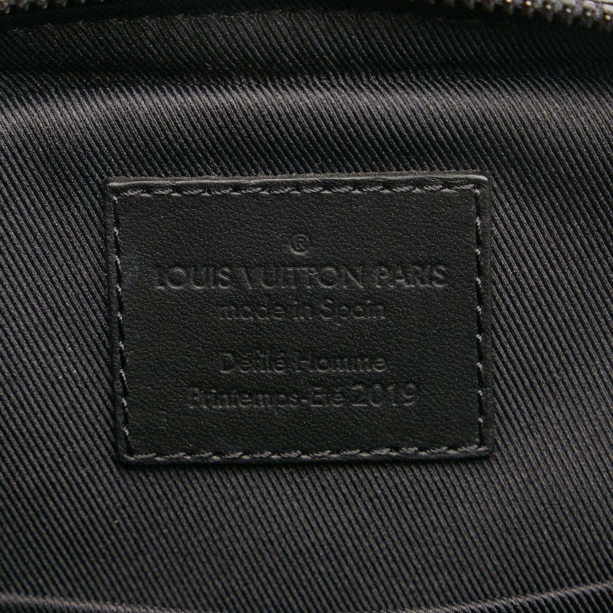 Louis Vuitton Monogram Solar Ray Utility Side Bag (SHG-37822)