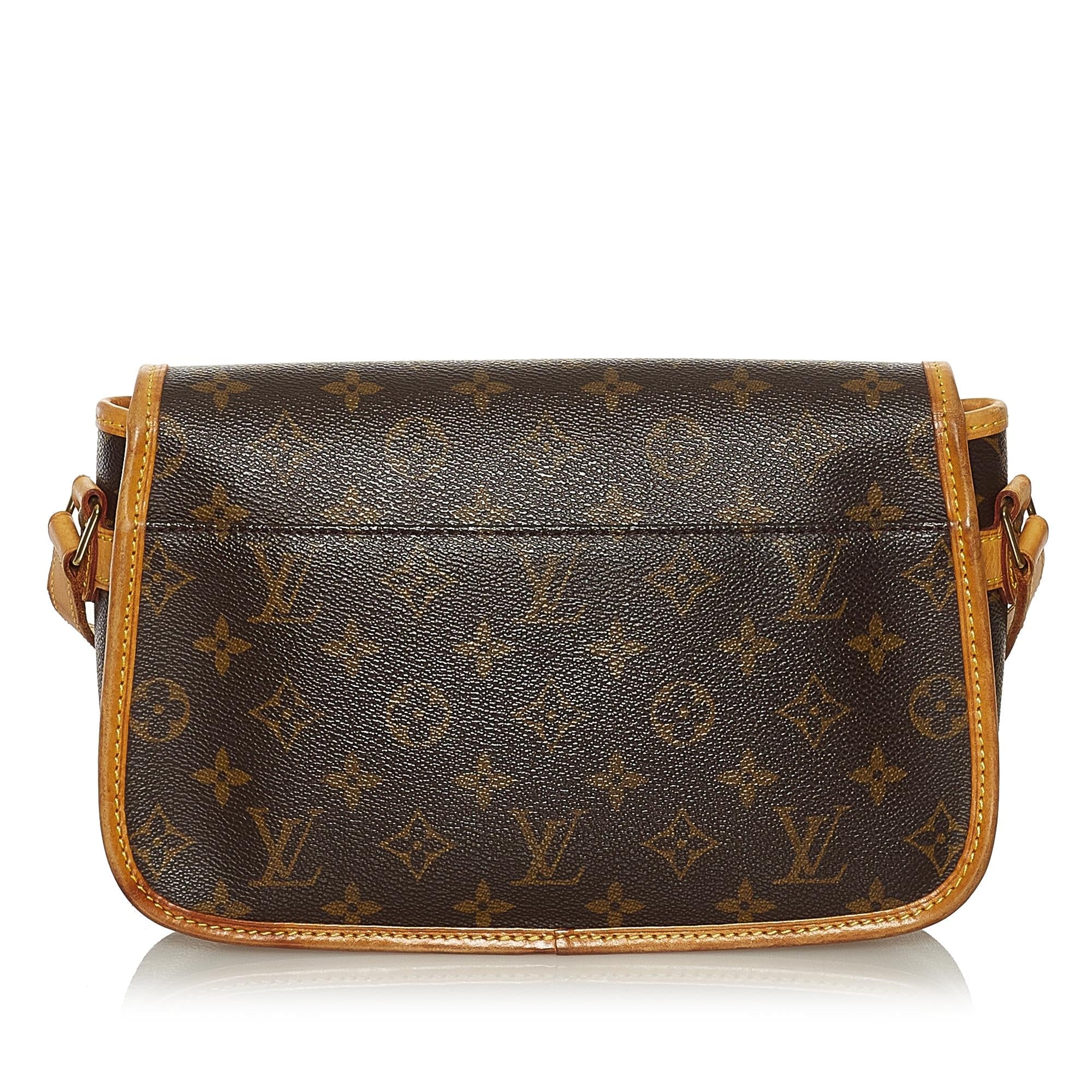 Louis Vuitton Monogram Sologne (SHG-34528)