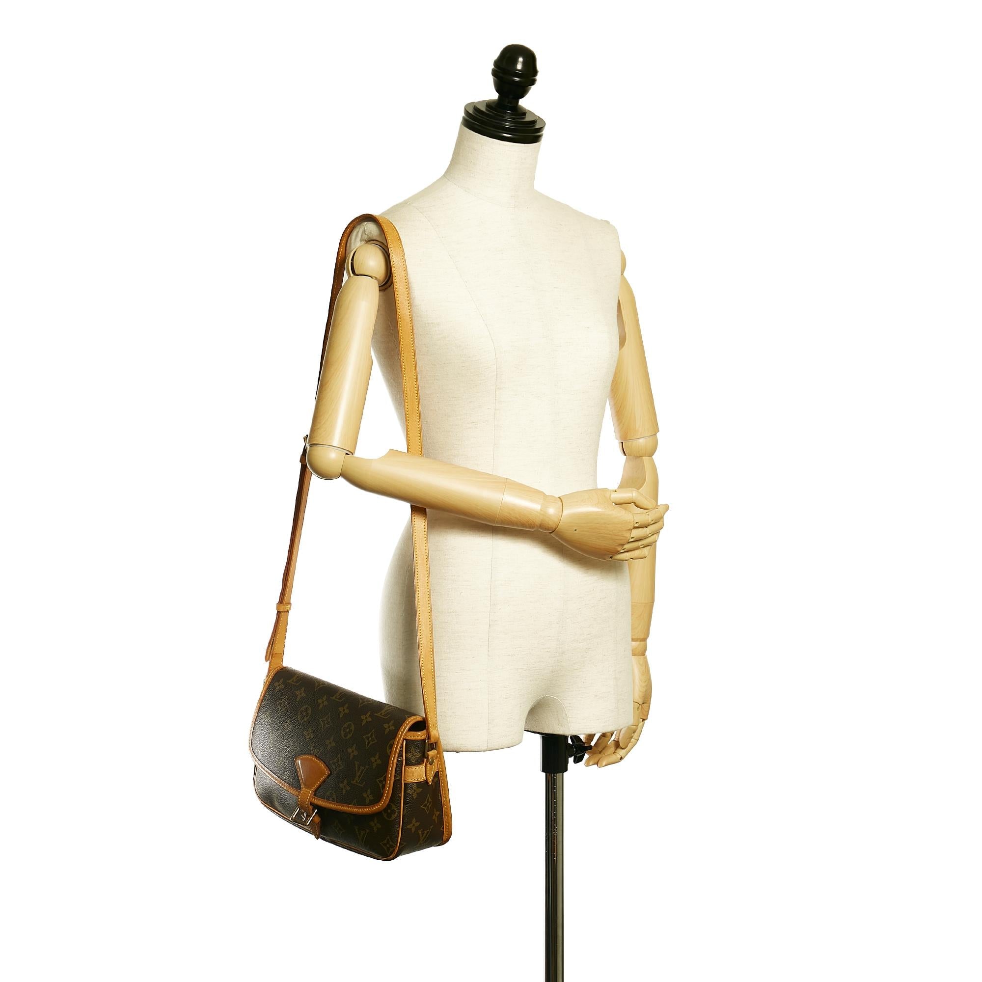 Louis Vuitton Monogram Sologne (SHG-34528)