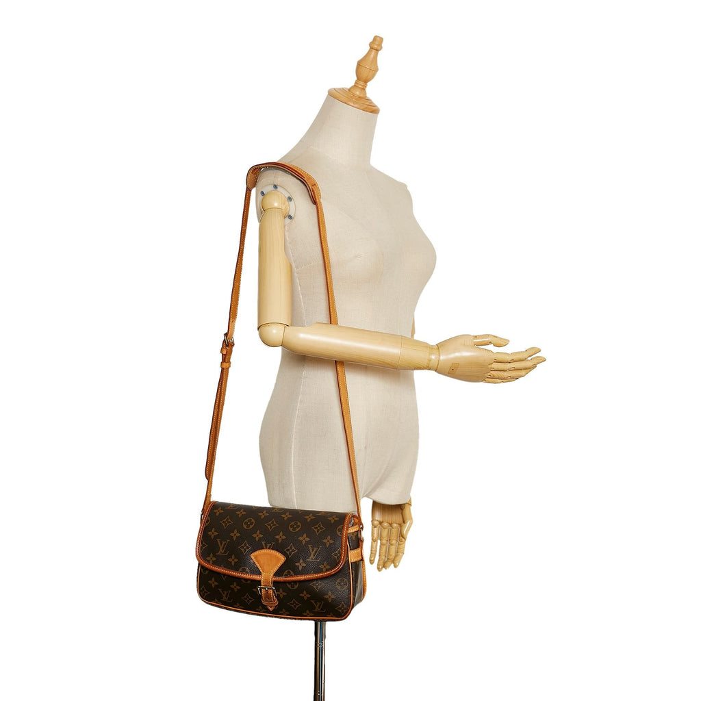 Louis Vuitton Monogram Sologne (SHG-35515)