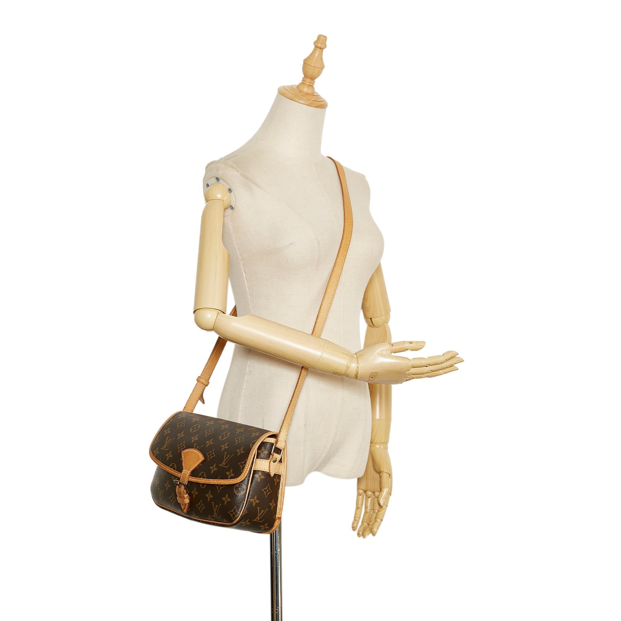 Louis Vuitton Monogram Sologne (SHG-35D99J)
