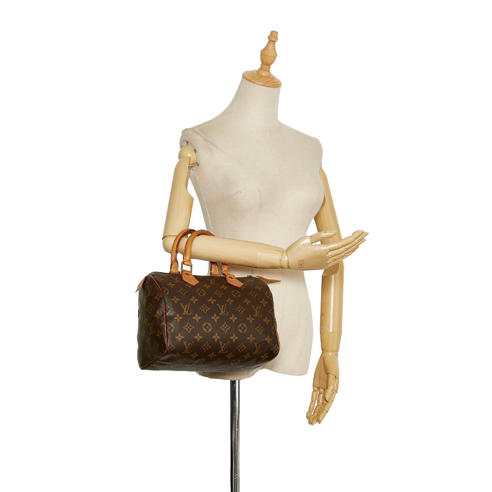 Louis Vuitton Monogram Speedy 25 (SHG-36865)