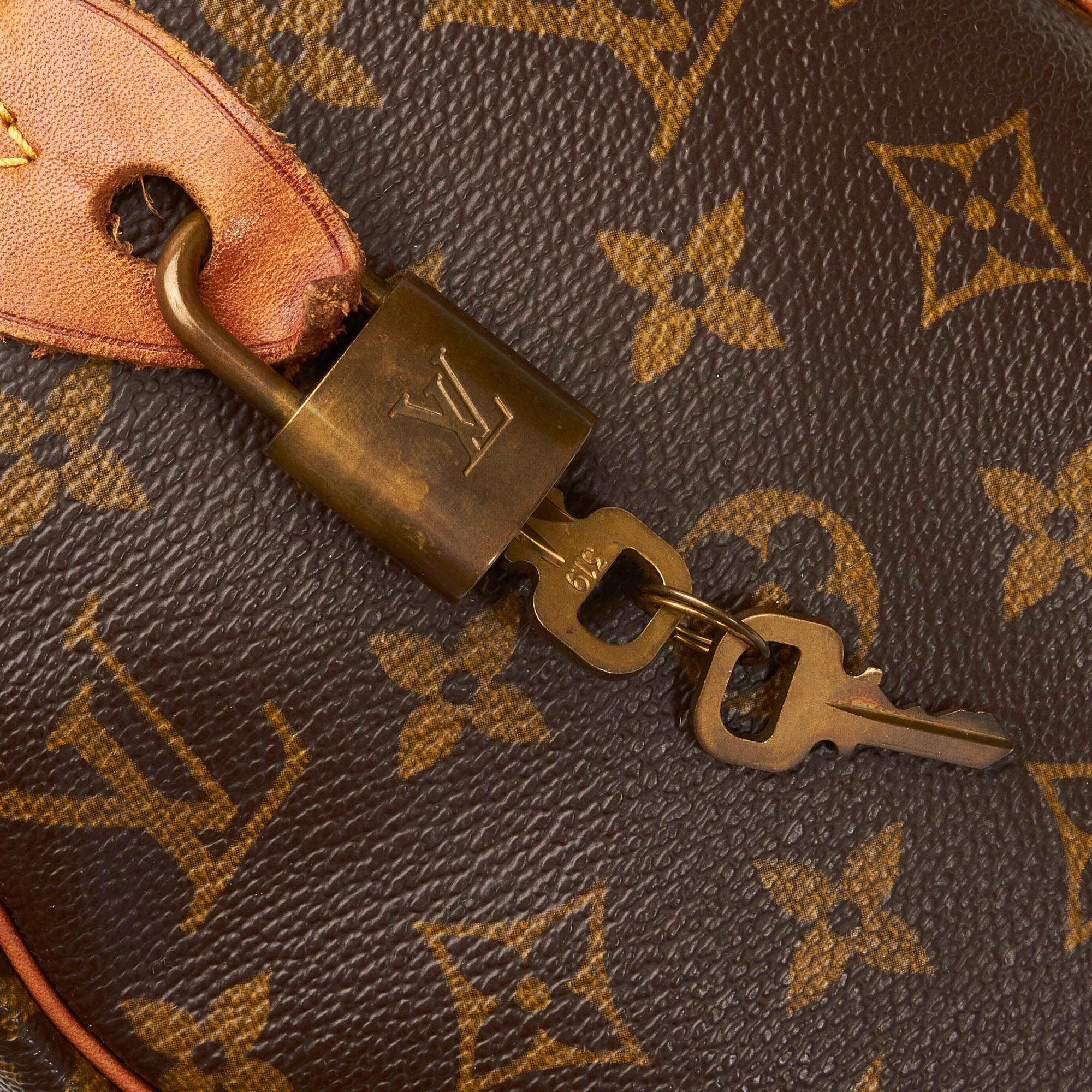 Louis Vuitton Monogram Speedy 25 (SHG-FZRrzE)