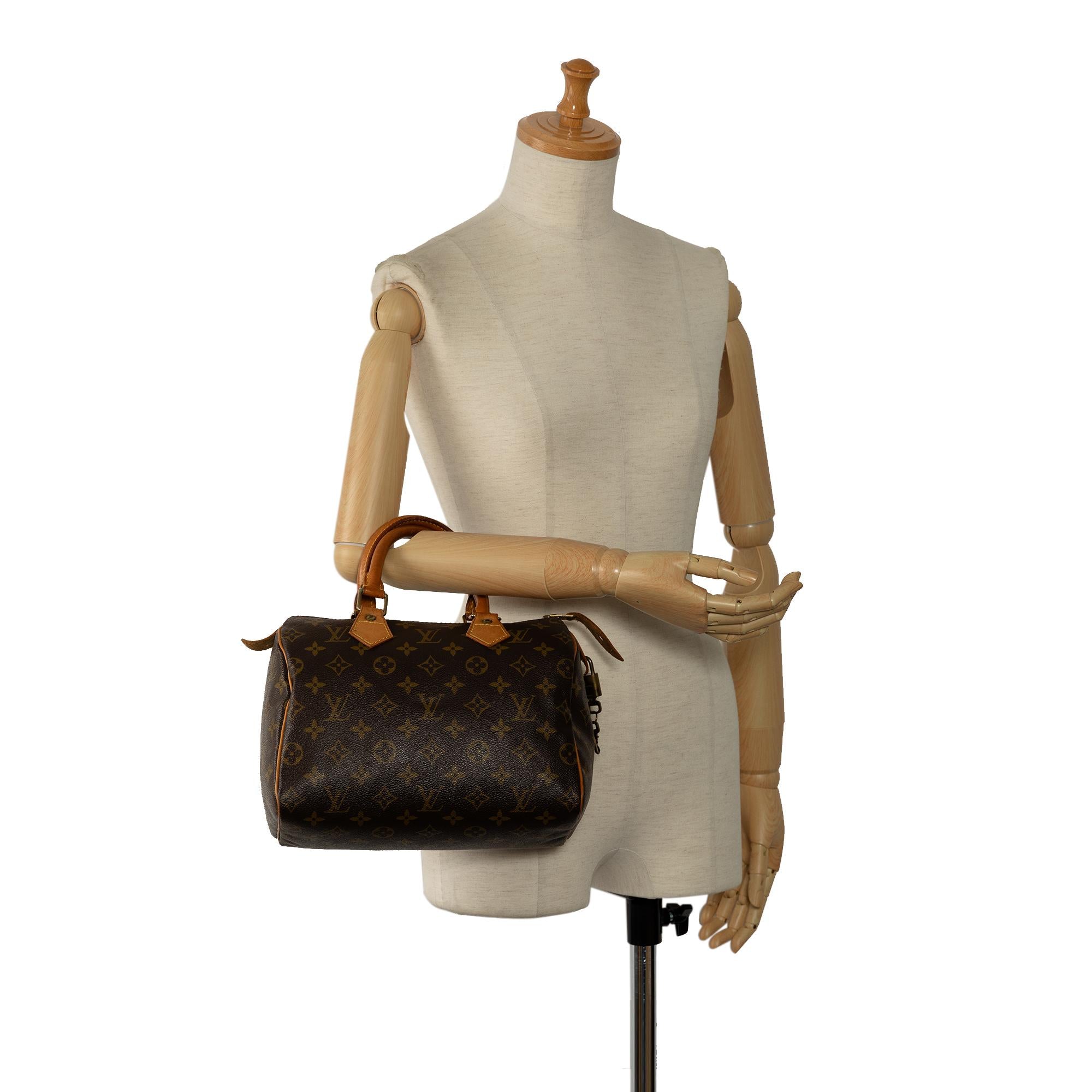 Louis Vuitton Monogram Speedy 25 (SHG-iqSlb7)