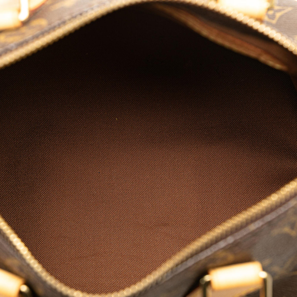 Louis Vuitton Monogram Speedy 25 (SHG-SIJr7r)
