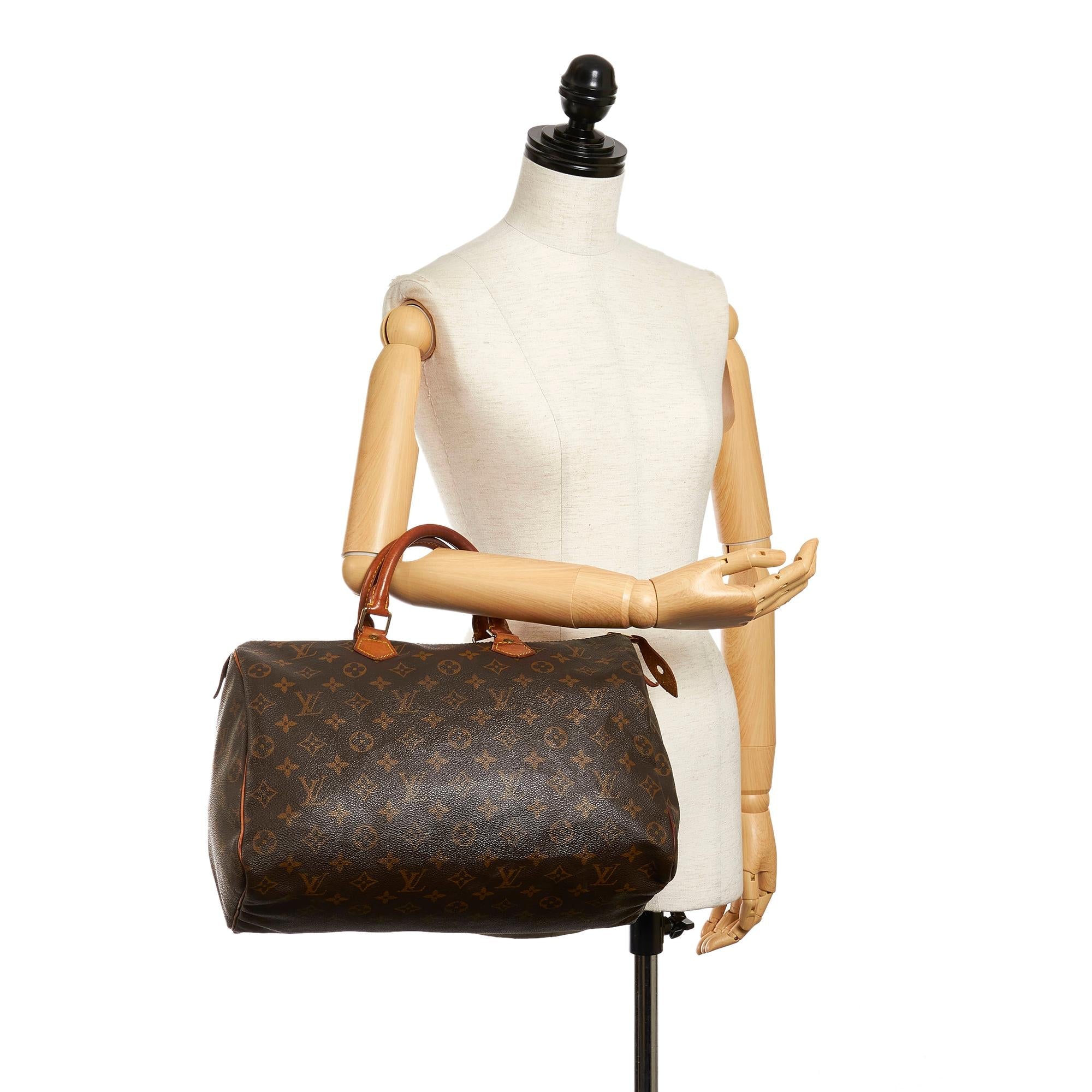 Louis Vuitton Monogram Speedy 35 (SHG-29660)