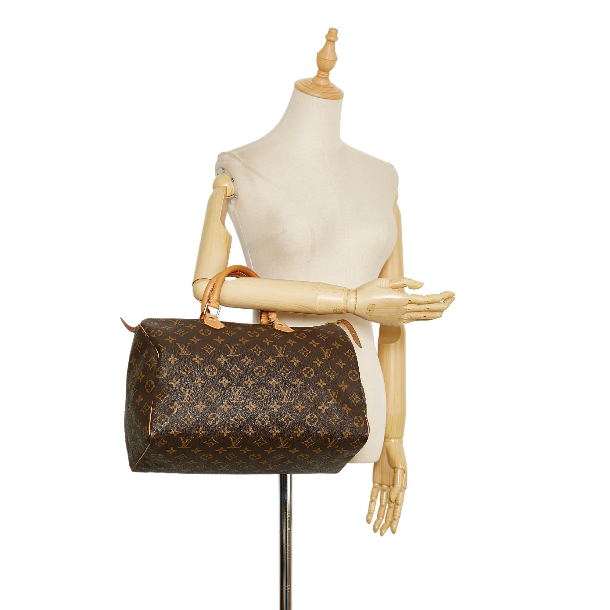 Louis Vuitton Monogram Speedy 35 (SHG-36881)