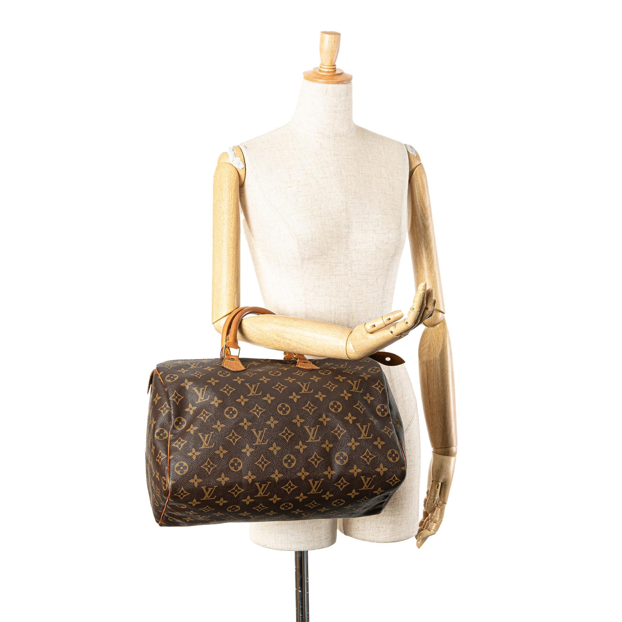 Louis Vuitton Monogram Speedy 35