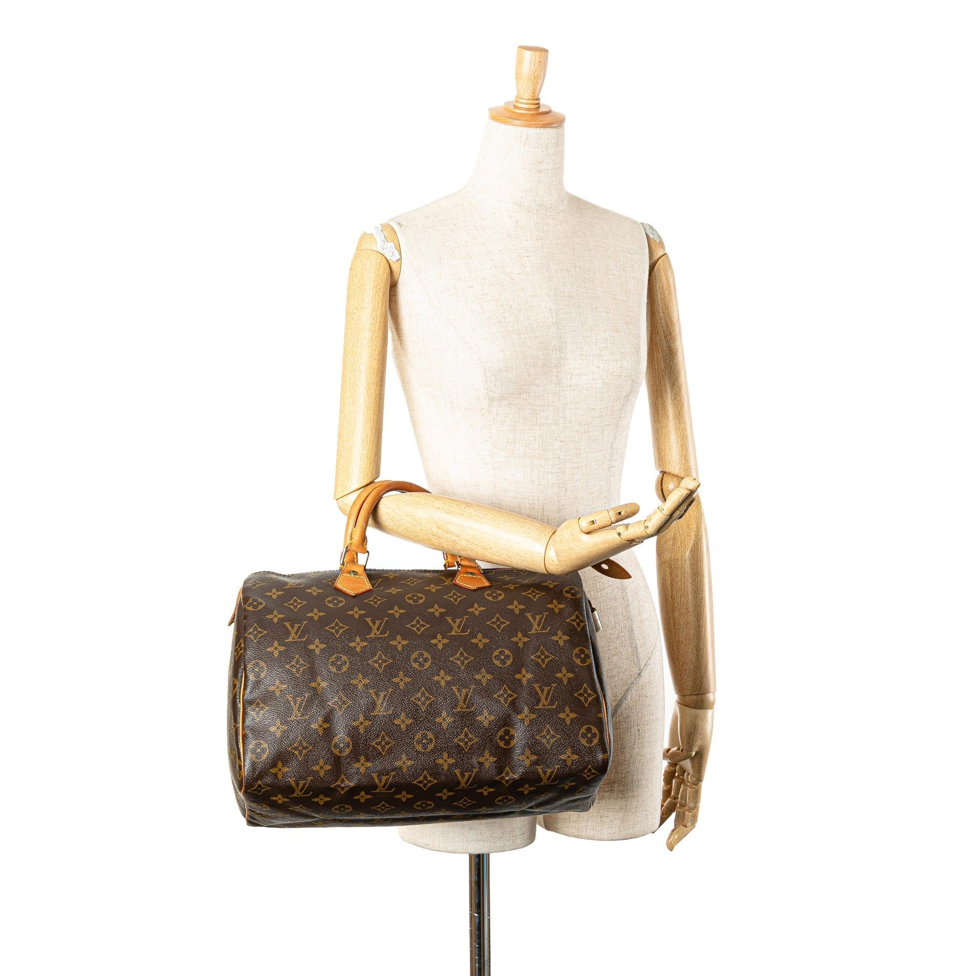 Louis Vuitton Monogram Speedy 35