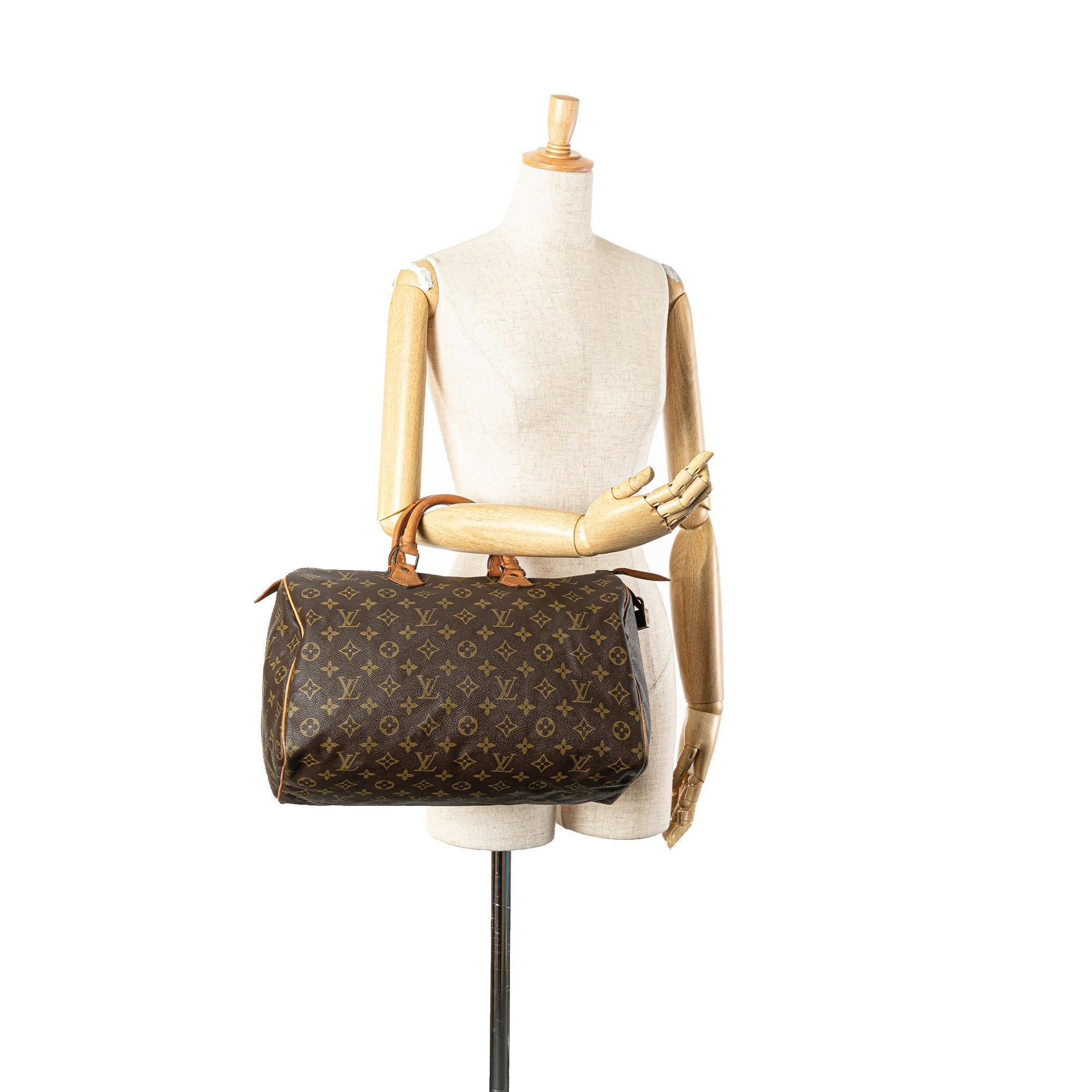 Louis Vuitton Monogram Speedy 35