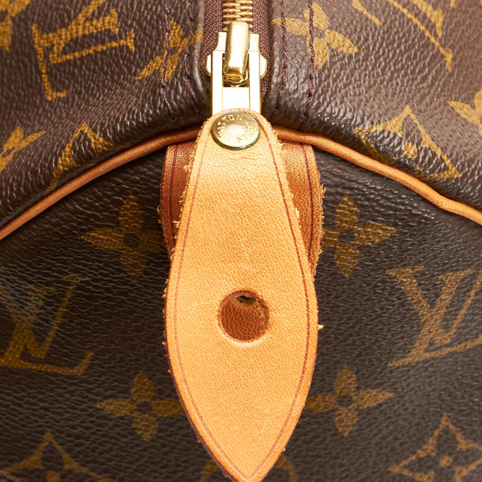 Louis Vuitton Monogram Speedy 40 (SHG-OfMuC3)