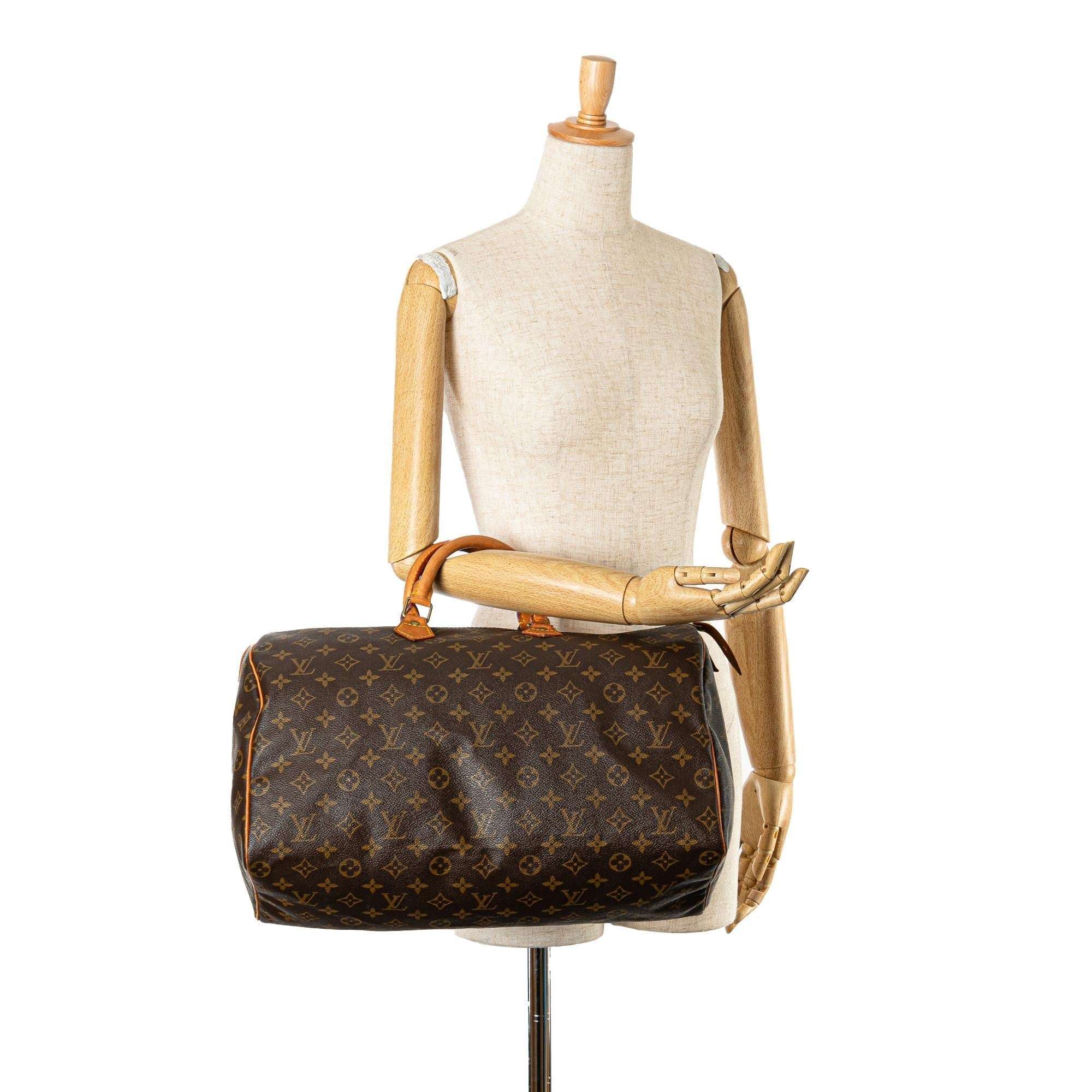 Louis Vuitton Monogram Speedy 40 (SHG-woMdMh)