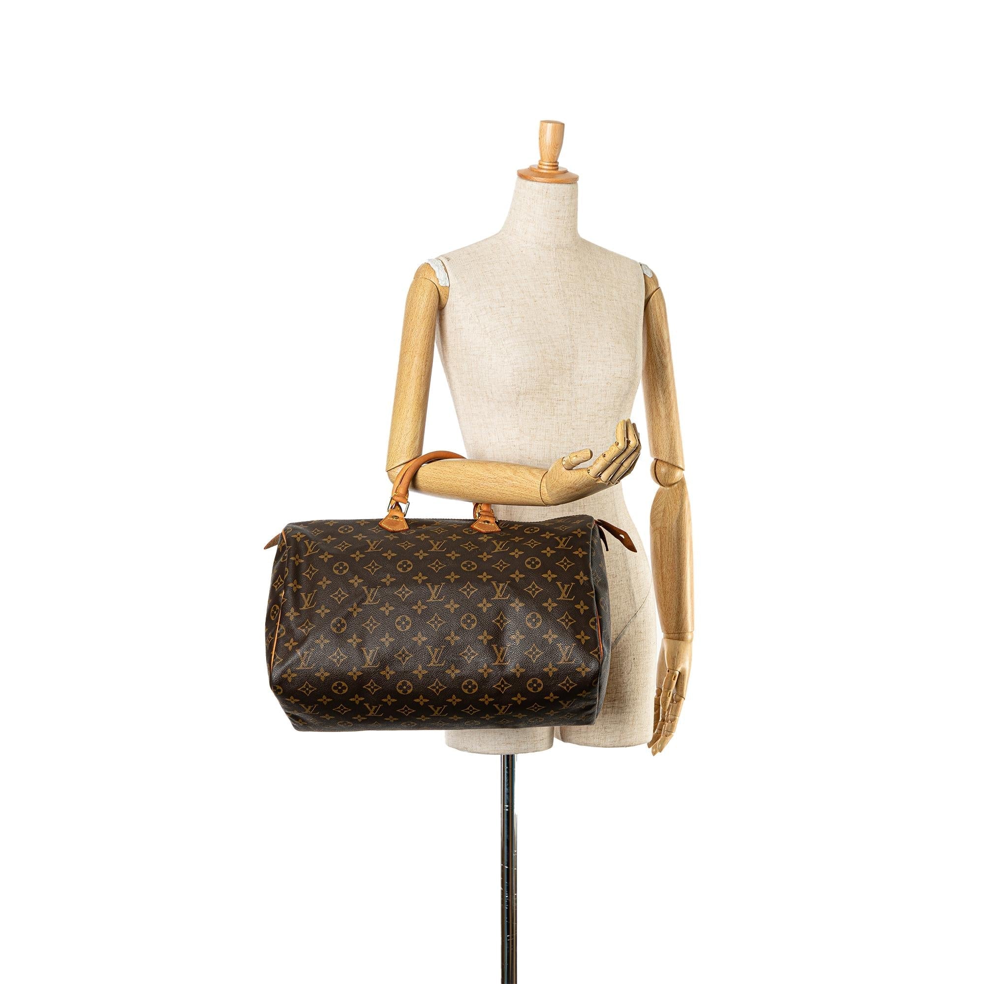 Louis Vuitton Monogram Speedy 40 (SHG-xHCxUm)